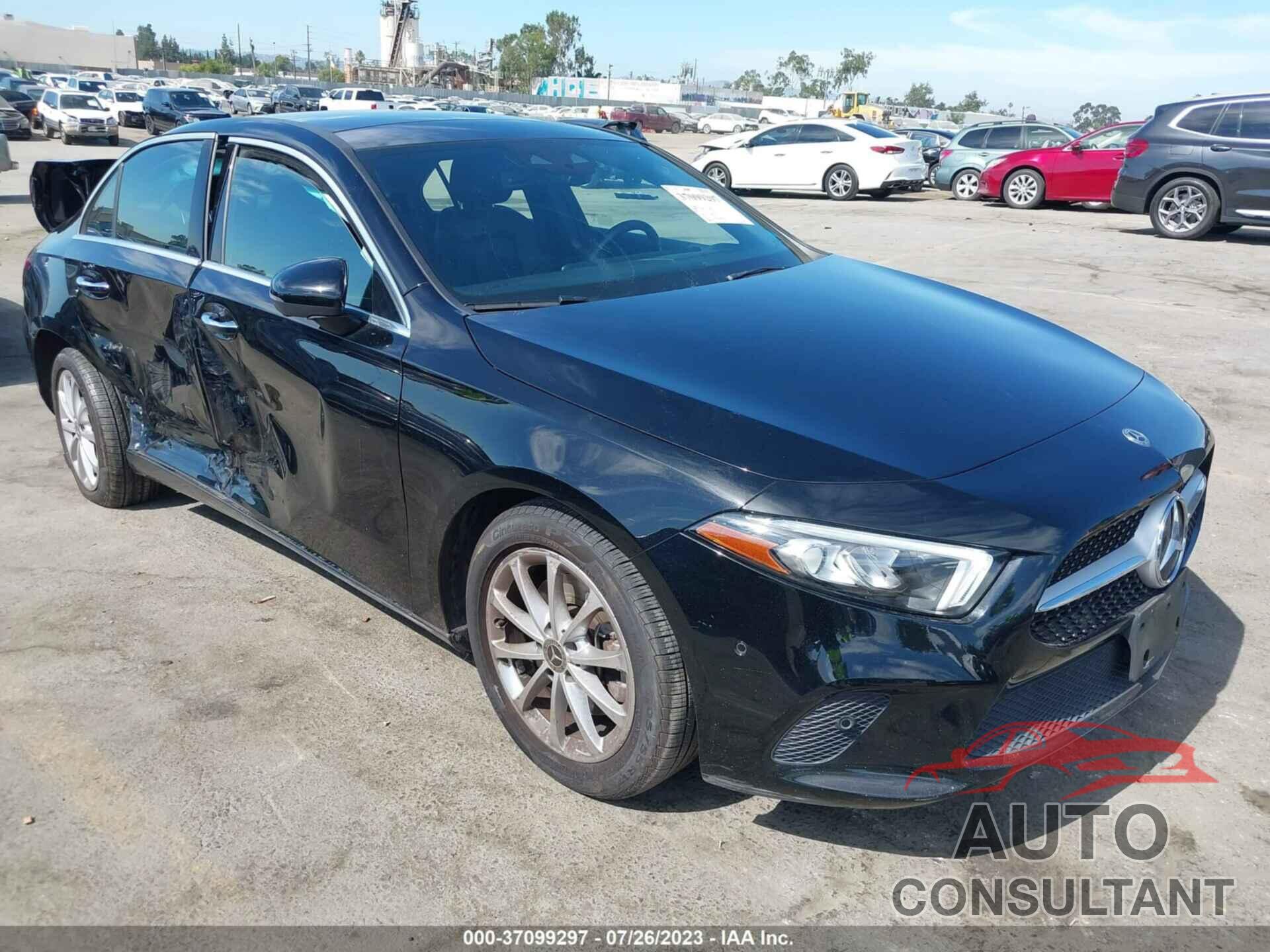 MERCEDES-BENZ A 220 2020 - W1K3G4EB0LW046817