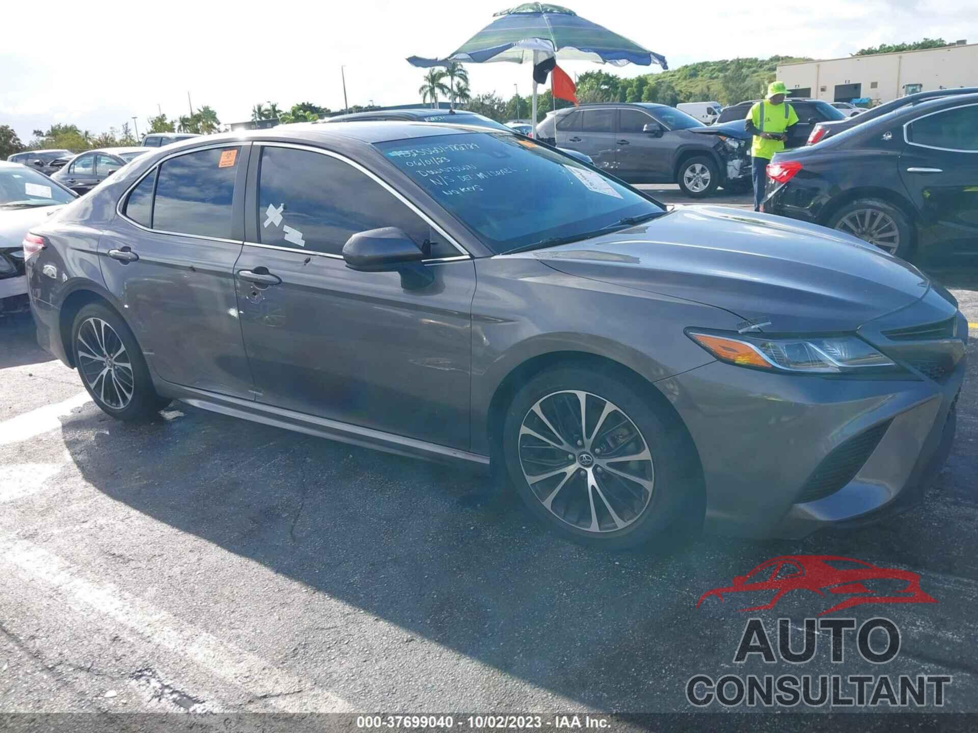 TOYOTA CAMRY 2020 - 4T1G11AK8LU347893