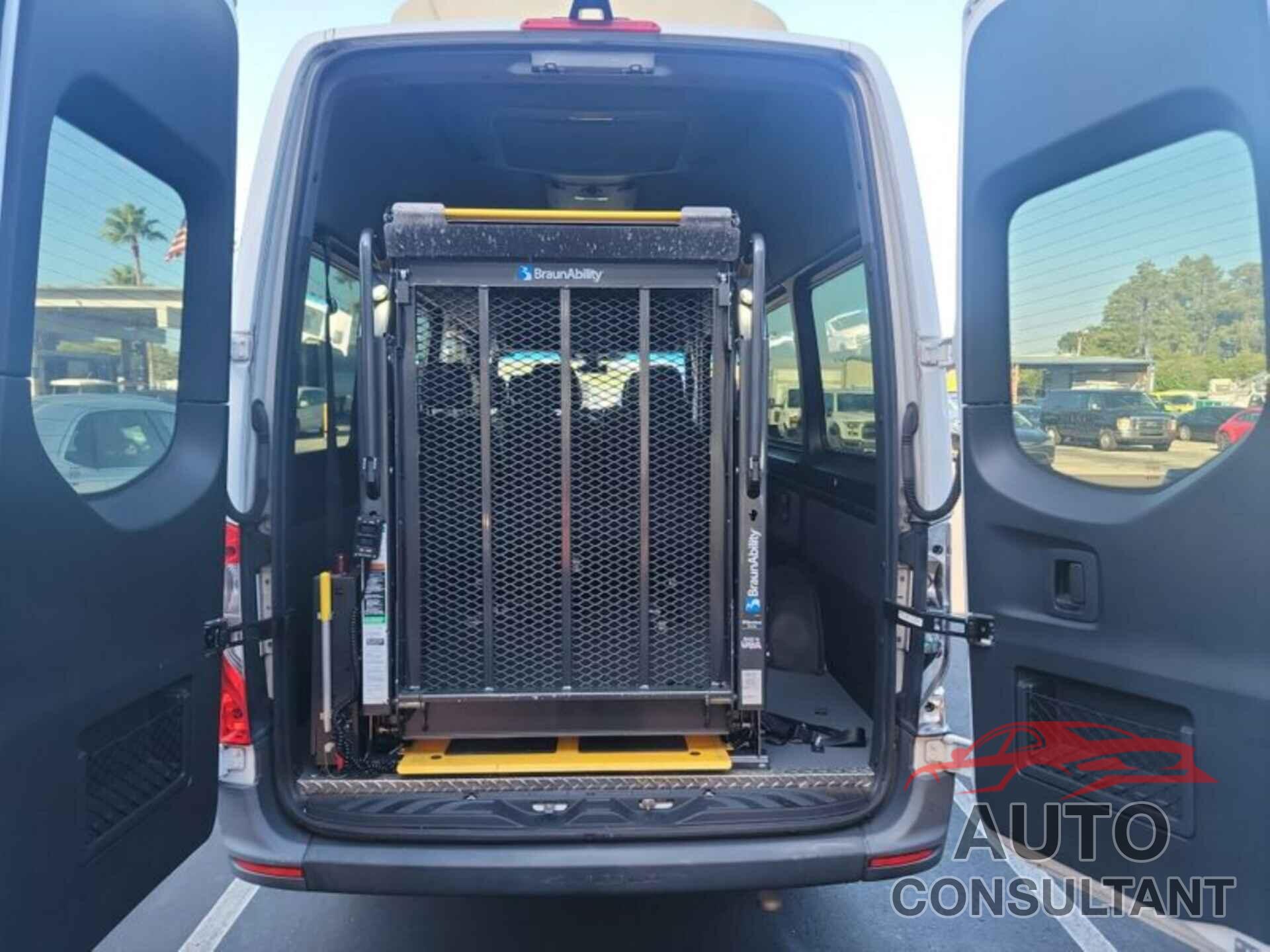 MERCEDES-BENZ SPRINTER PASSENGER VAN 2019 - WDZPF1CD5KT005391