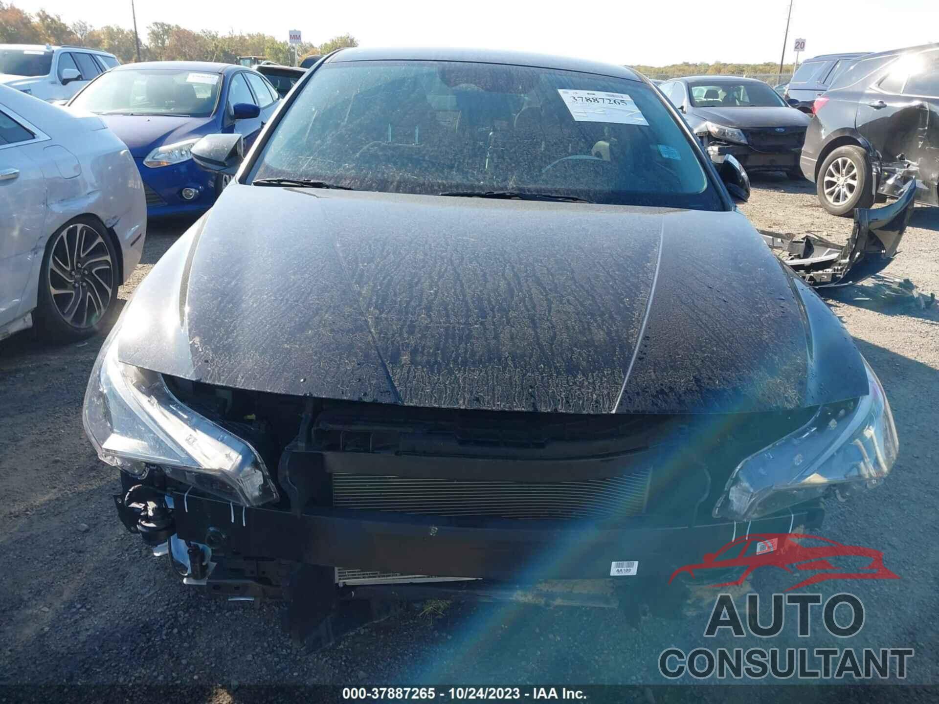 HYUNDAI ELANTRA 2023 - KMHLM4AG6PU392405