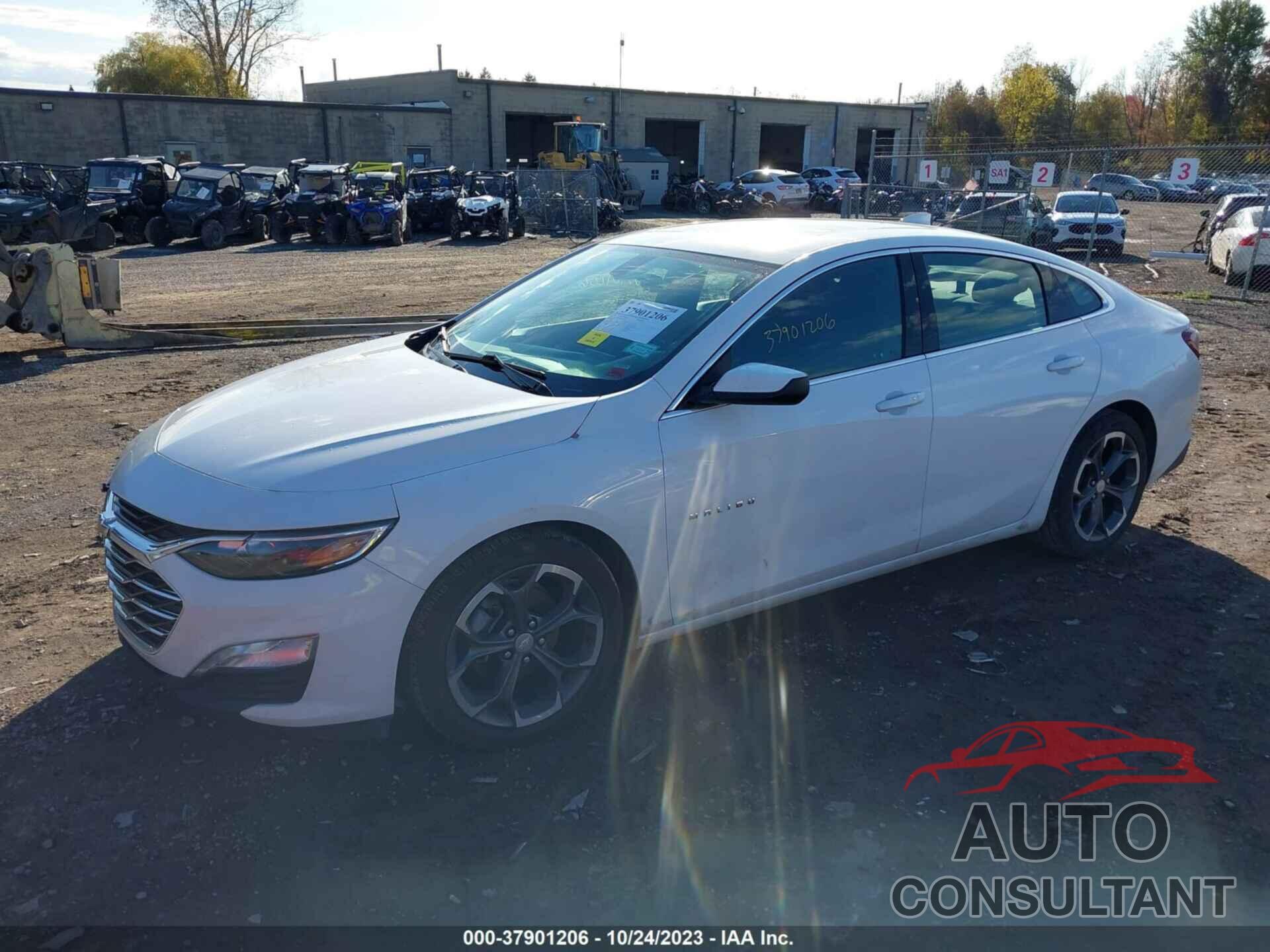 CHEVROLET MALIBU 2021 - 1G1ZD5ST7MF017406