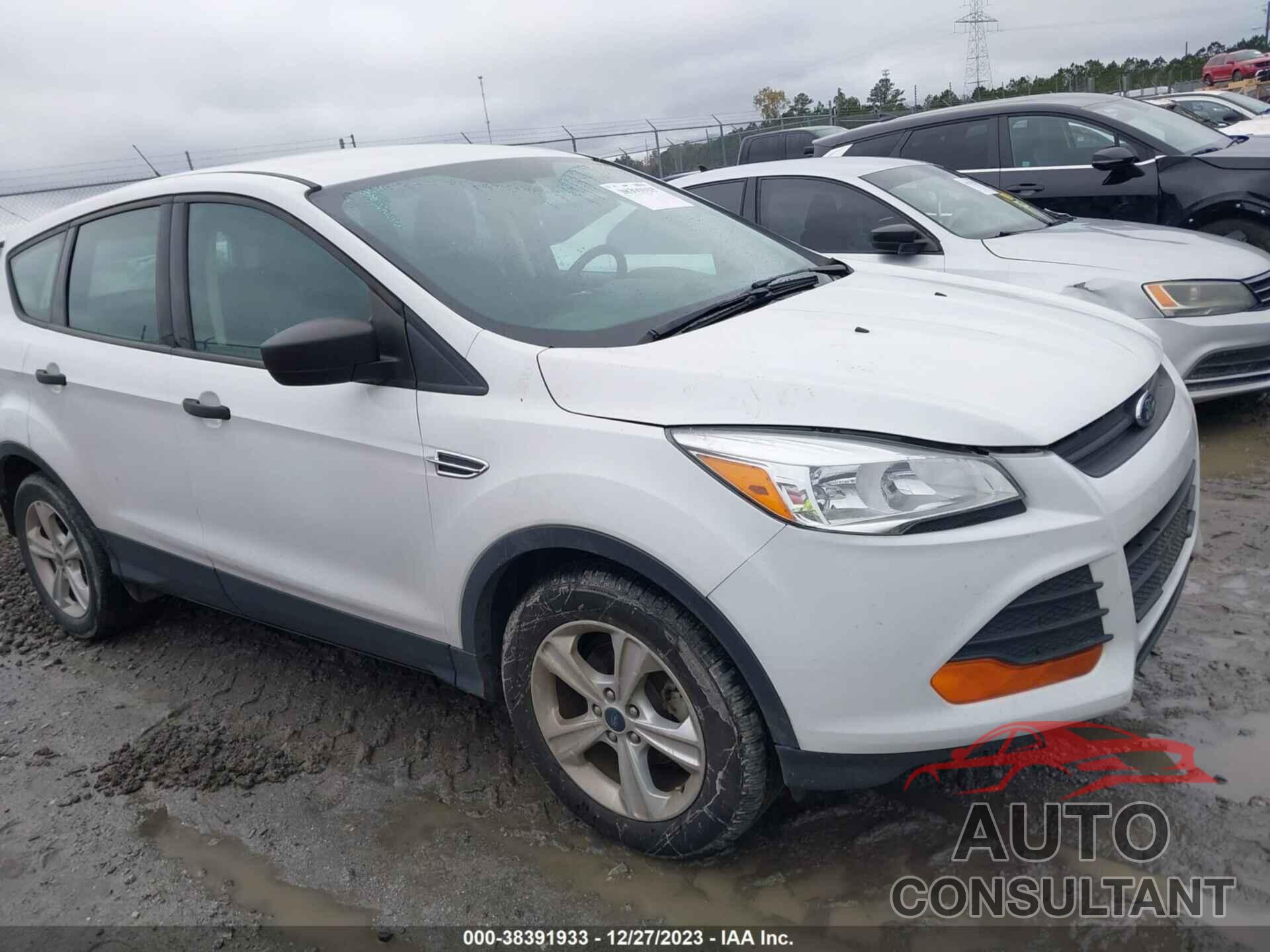 FORD ESCAPE 2016 - 1FMCU0F72GUB43438