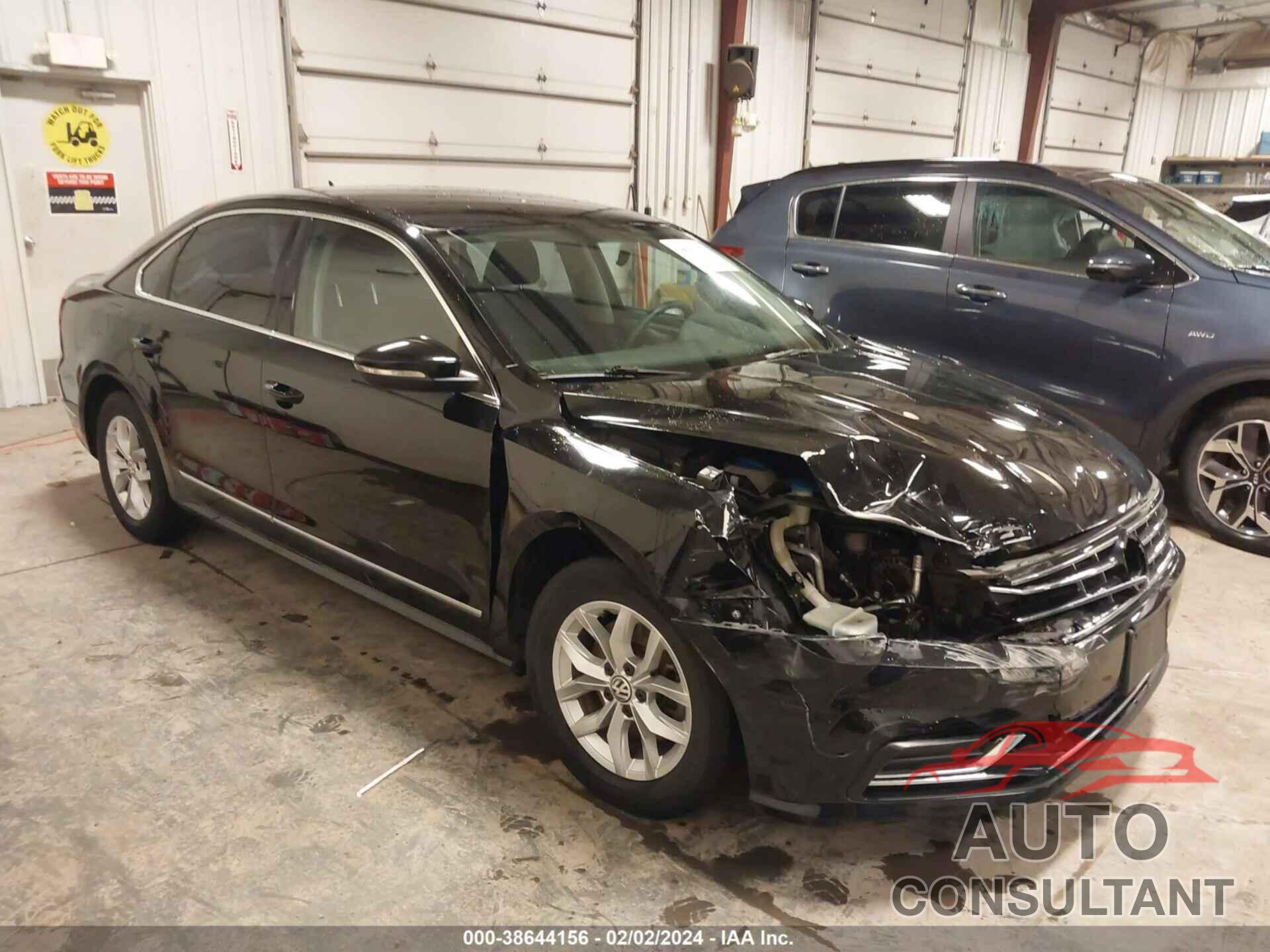 VOLKSWAGEN PASSAT 2016 - 1VWAT7A32GC014050