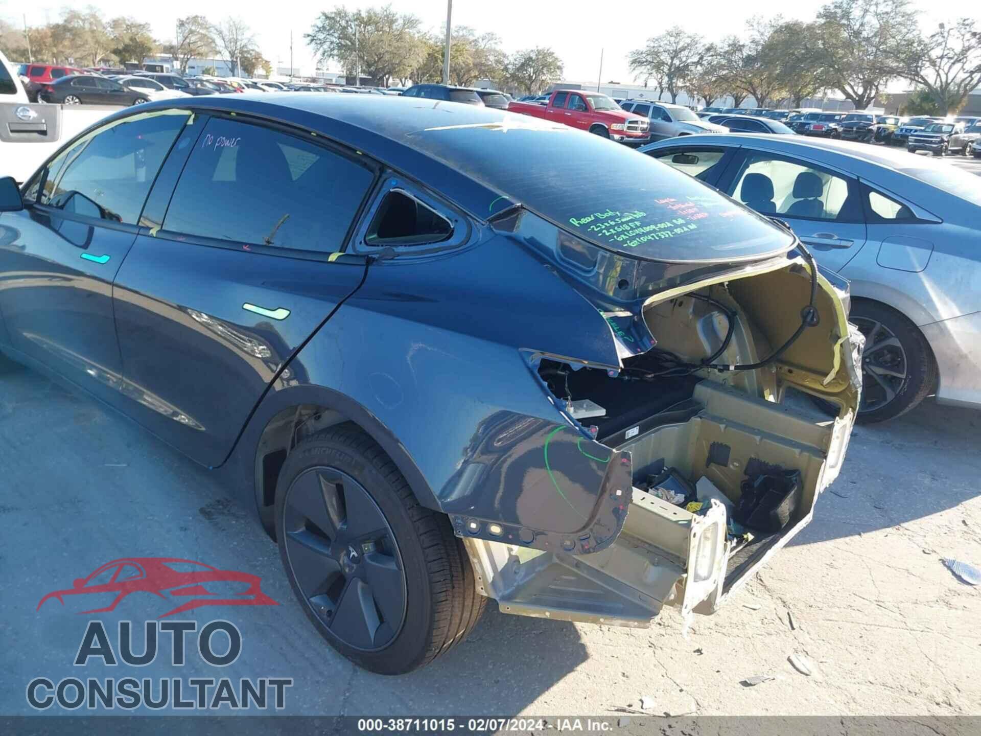 TESLA MODEL 3 2023 - 5YJ3E1EA3PF646683