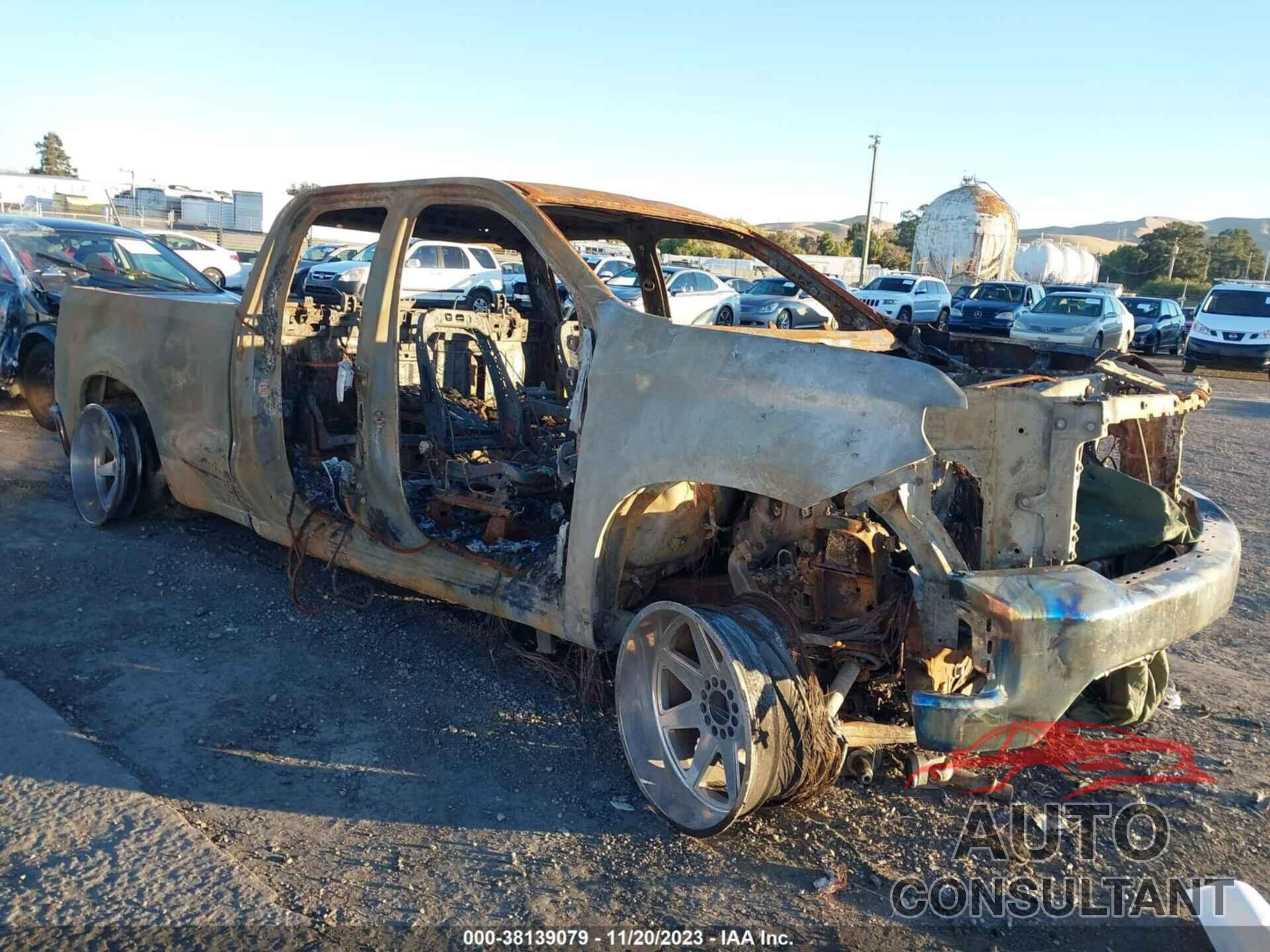CHEVROLET SILVERADO 1500 2020 - 1GCRYDED4LZ207462