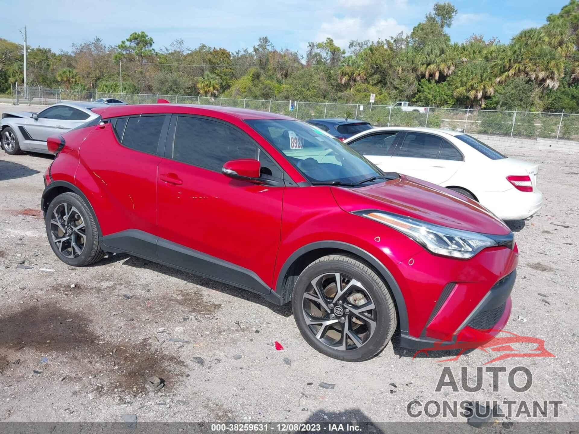 TOYOTA C-HR 2021 - JTNKHMBX6M1099082