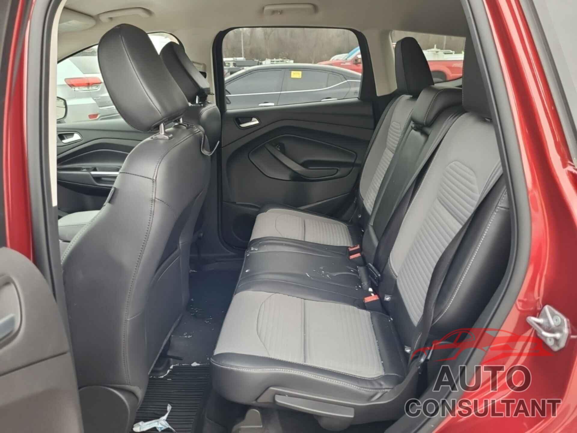 FORD ESCAPE 2019 - 1FMCU9GD5KUA86945