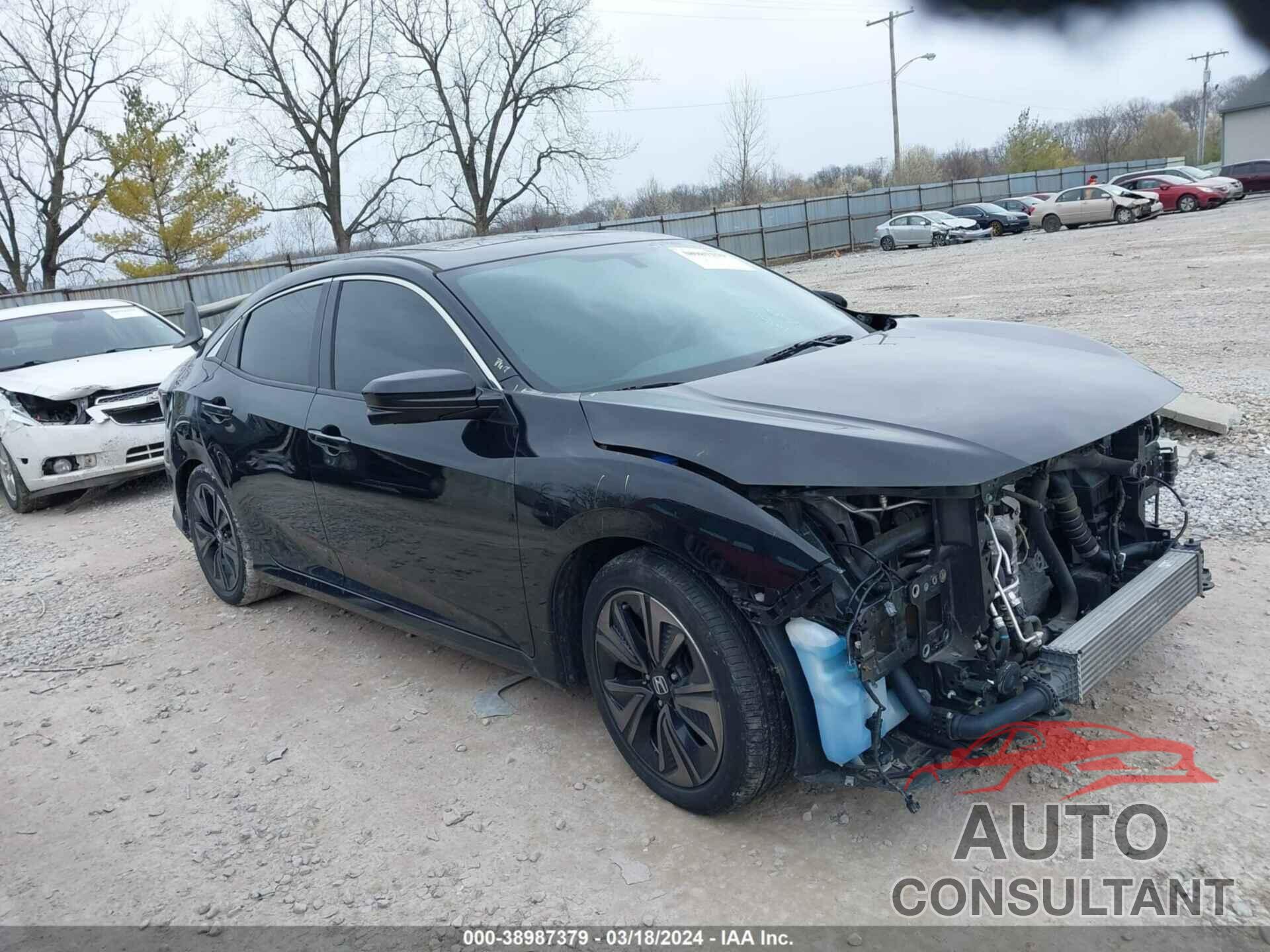 HONDA CIVIC 2018 - SHHFK7H57JU220959