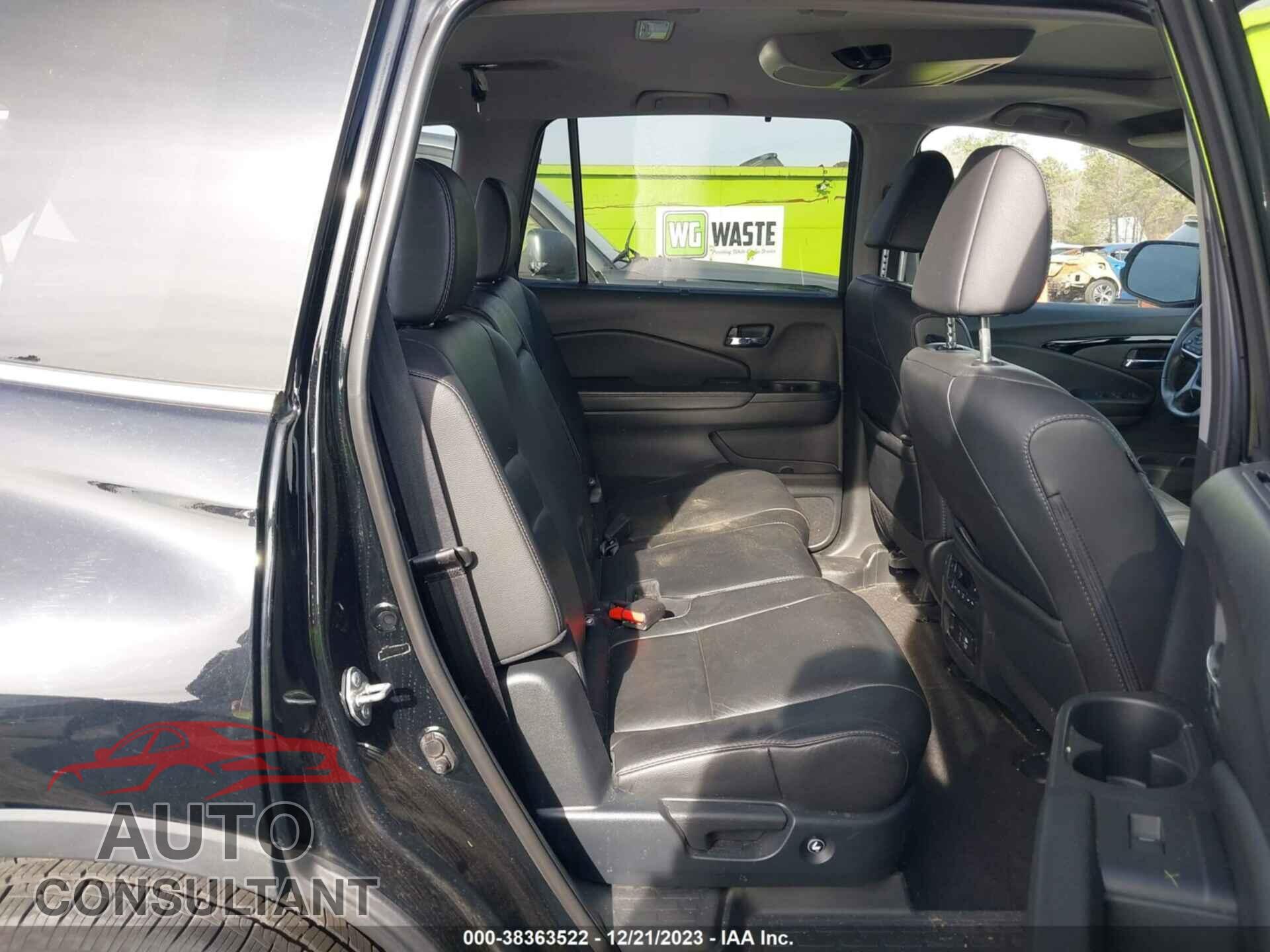 HONDA PILOT 2020 - 5FNYF6H96LB002039