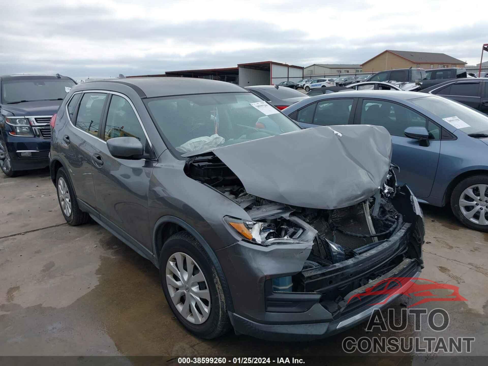 NISSAN ROGUE 2017 - KNMAT2MT2HP533126