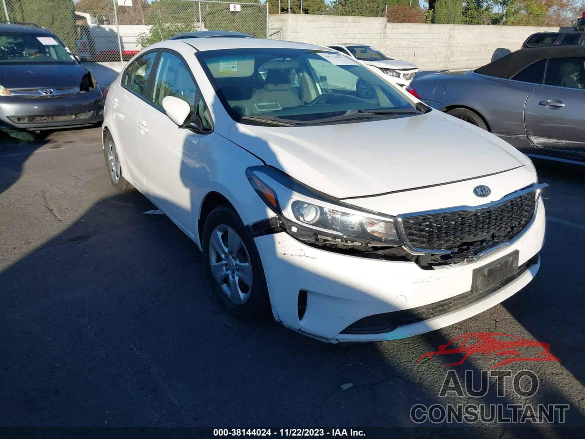 KIA FORTE 2018 - 3KPFK4A71JE244806