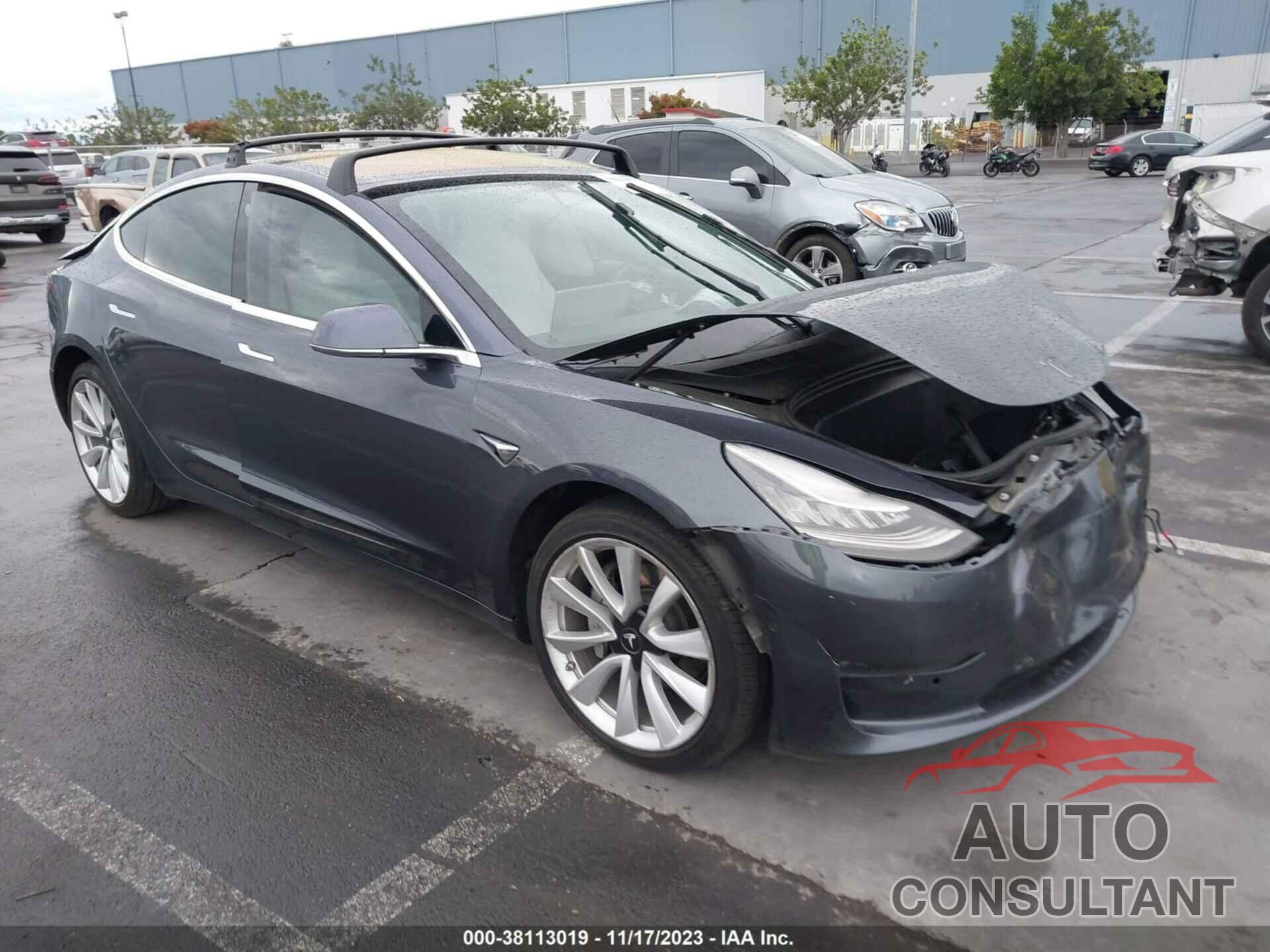 TESLA MODEL 3 2018 - 5YJ3E1EB5JF188144