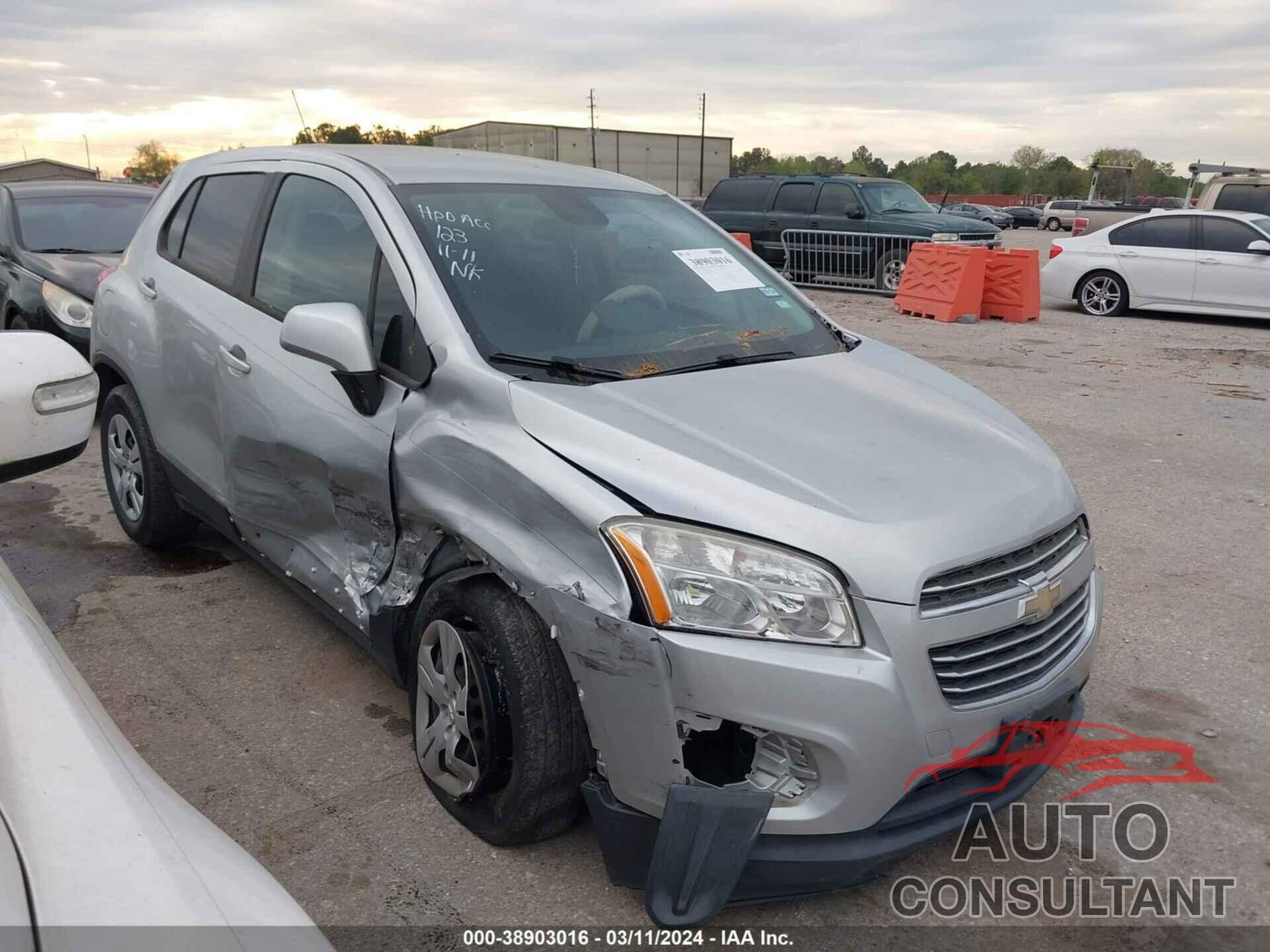 CHEVROLET TRAX 2016 - 3GNCJKSB0GL272055