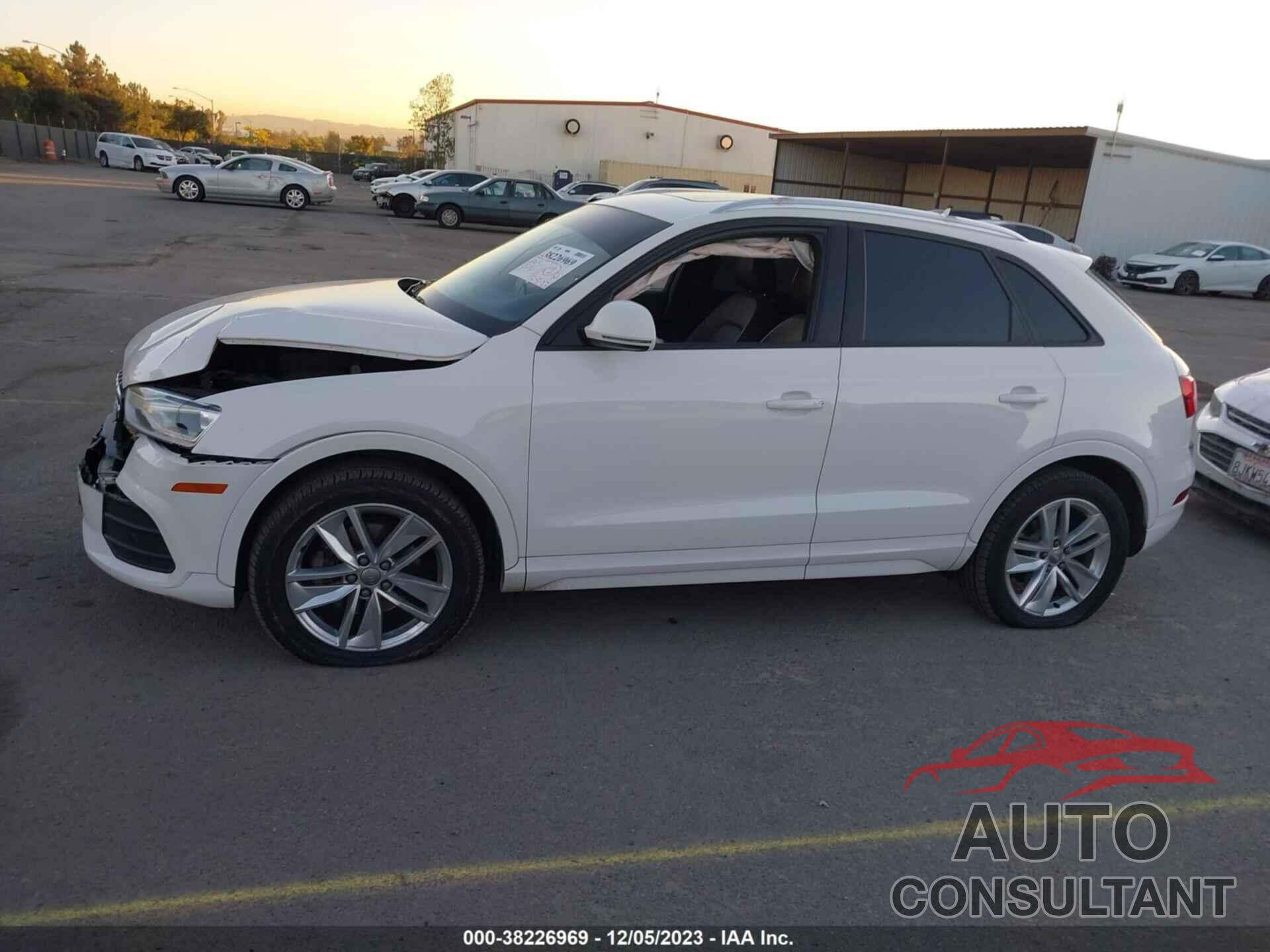 AUDI Q3 2017 - WA1ECCFS3HR002687