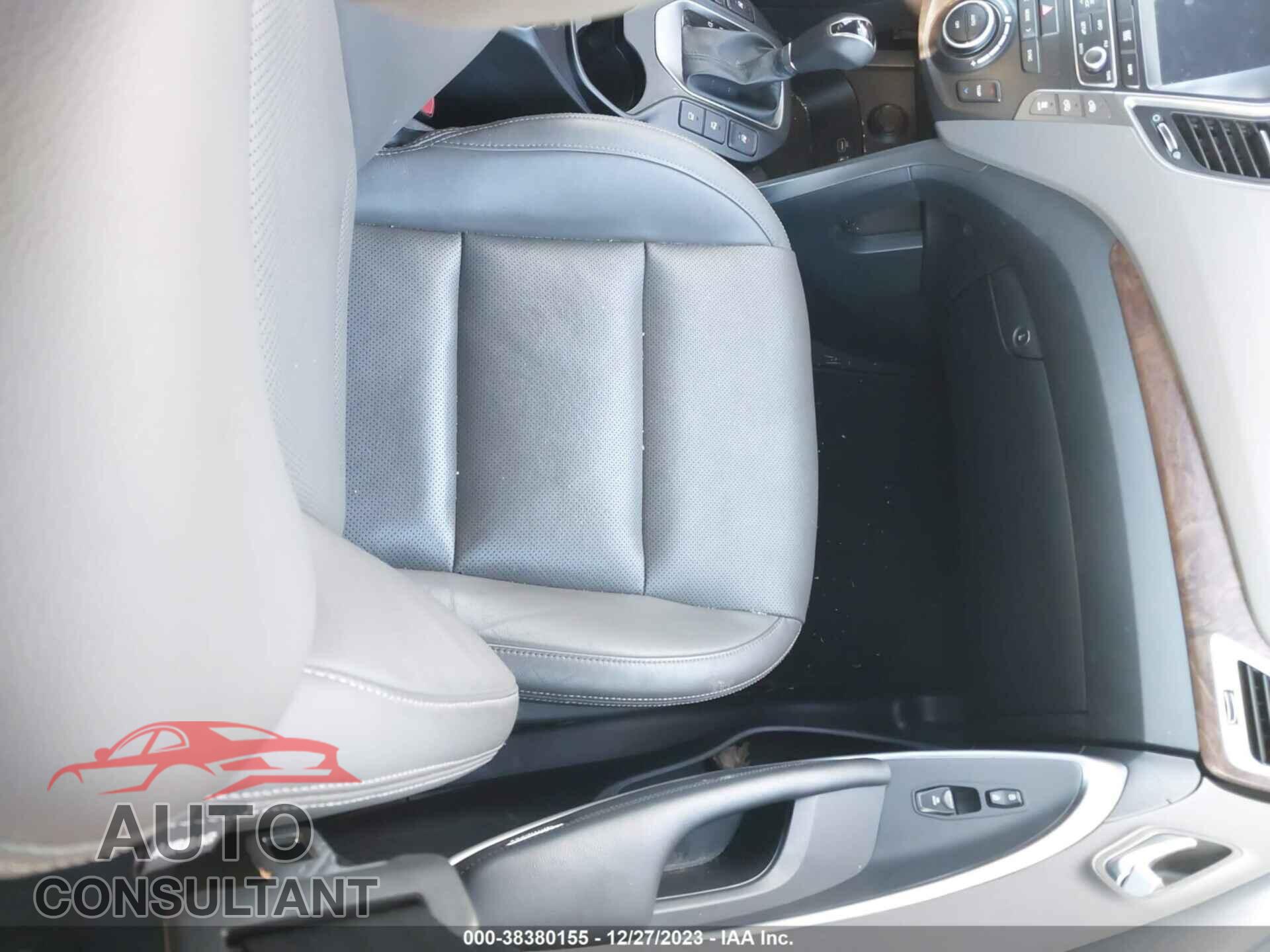 HYUNDAI SANTA FE 2017 - KM8SR4HF4HU169727