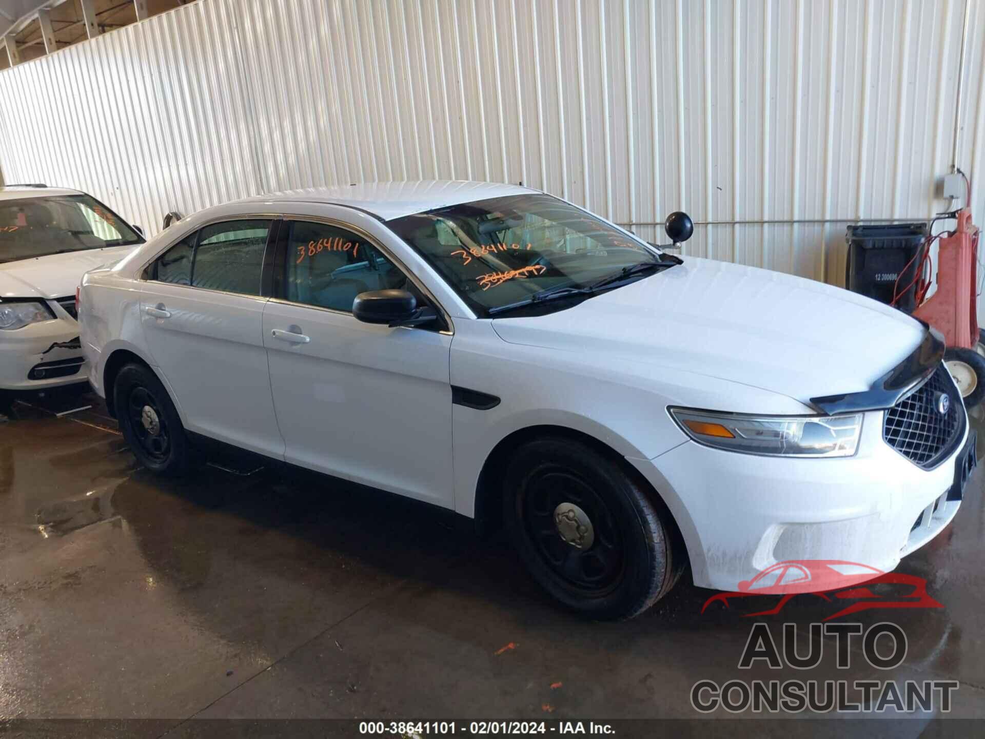 FORD POLICE INTERCEPTOR 2013 - 1FAHP2M84DG148536