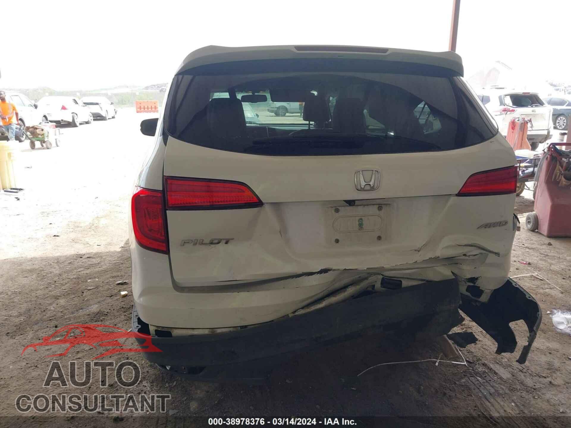 HONDA PILOT 2016 - 5FNYF6H79GB120302