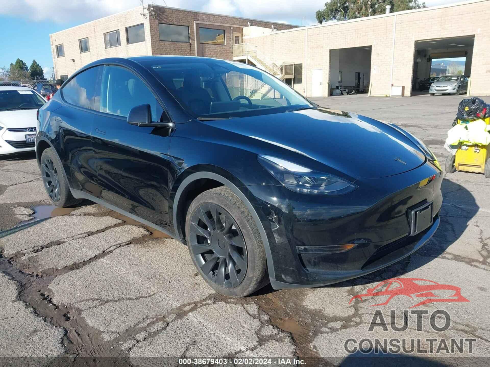 TESLA MODEL Y 2023 - 7SAYGDEEXPF836813