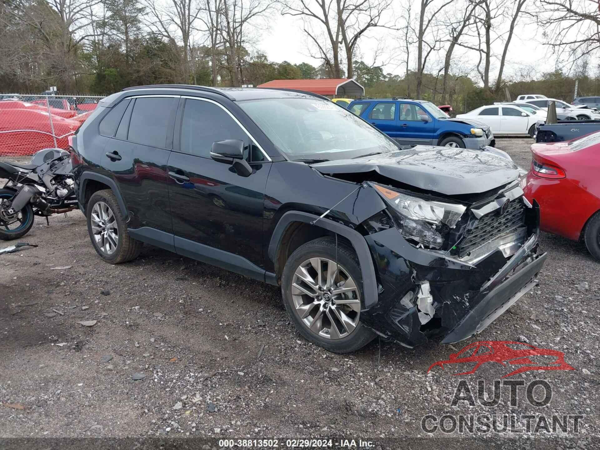 TOYOTA RAV4 2019 - 2T3C1RFV3KW022798