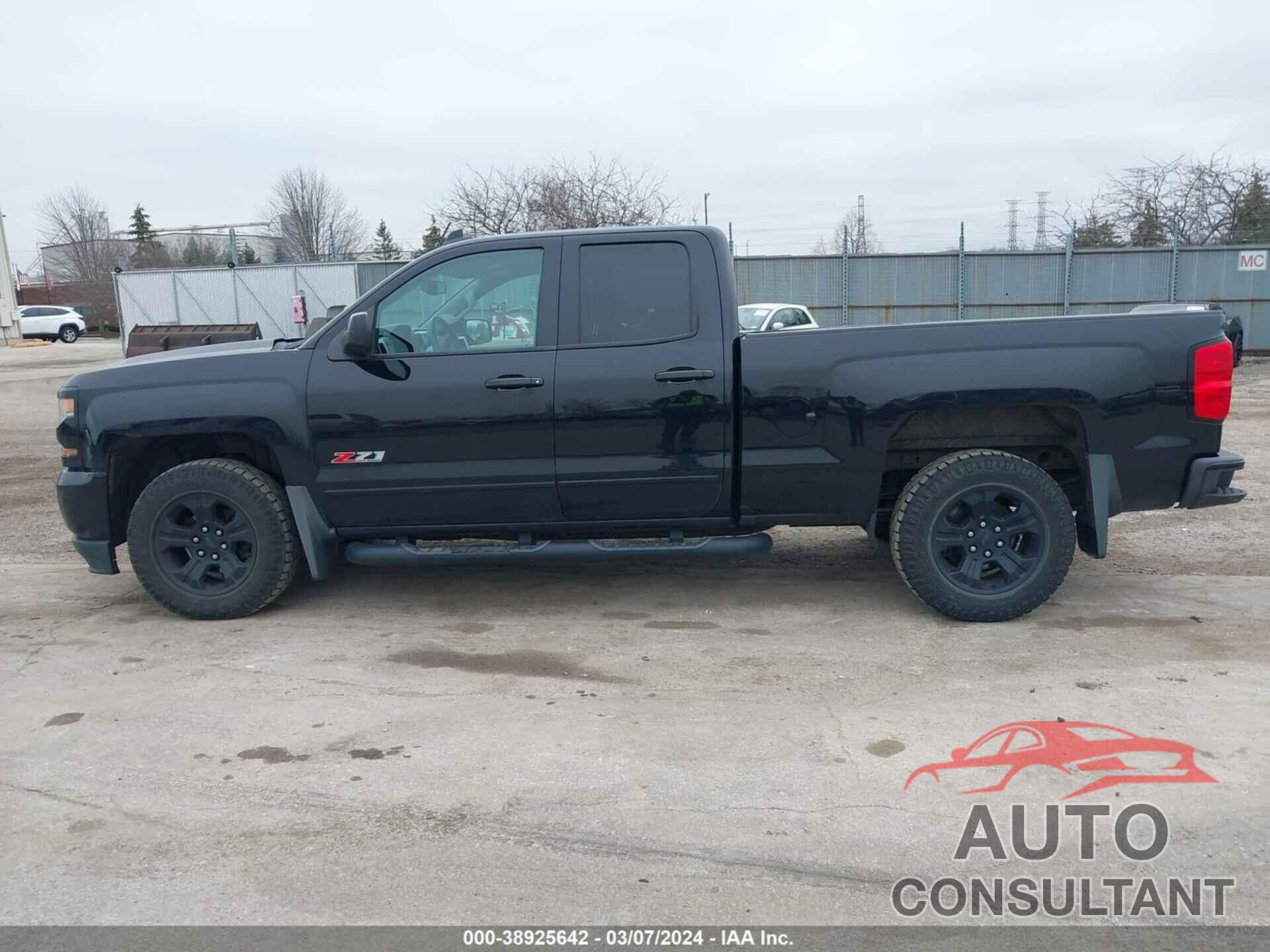 CHEVROLET SILVERADO 1500 2017 - 1GCVKREC2HZ315364