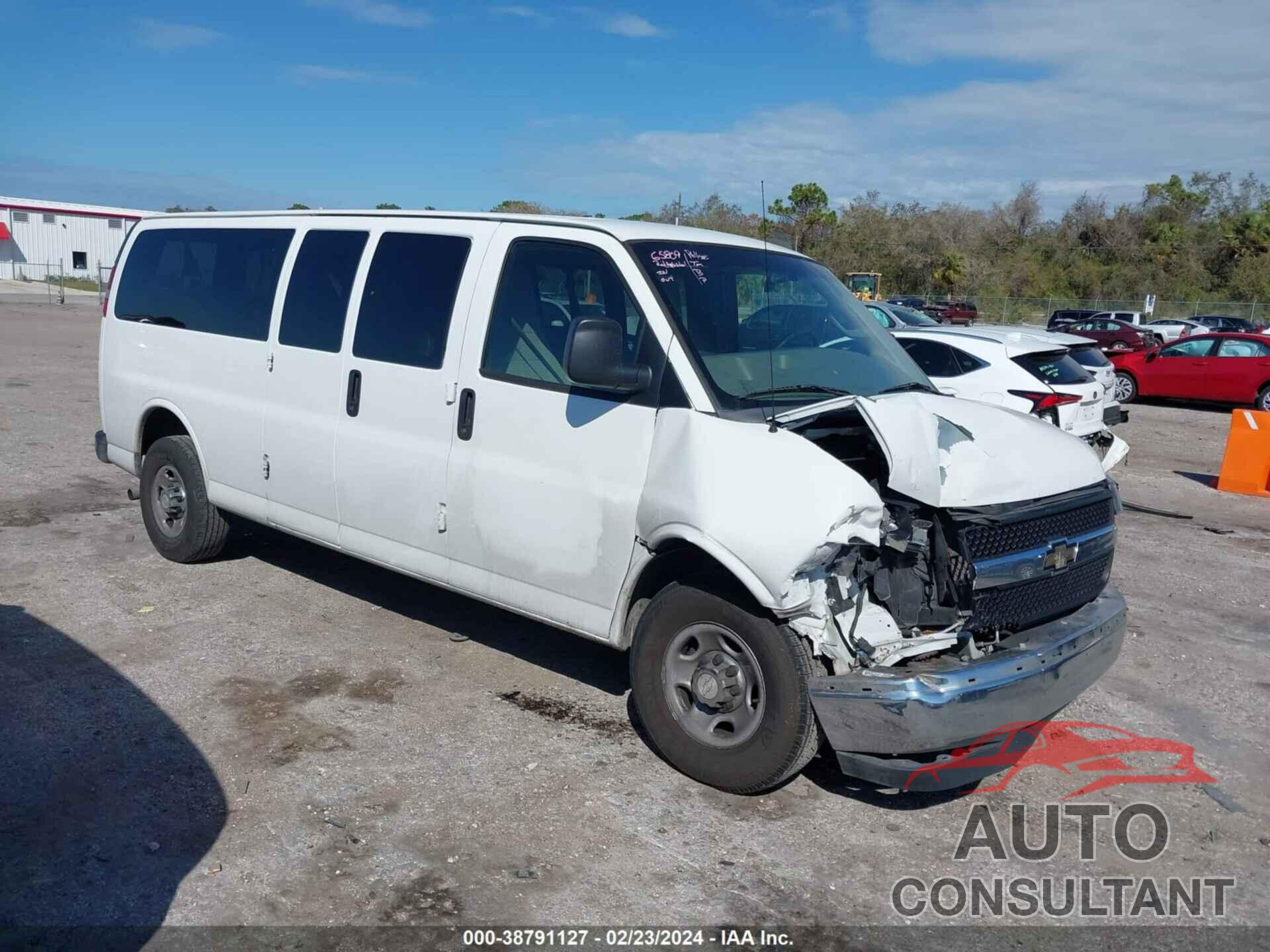 CHEVROLET EXPRESS G3500 2017 - 1GAZGPFG6H1169826