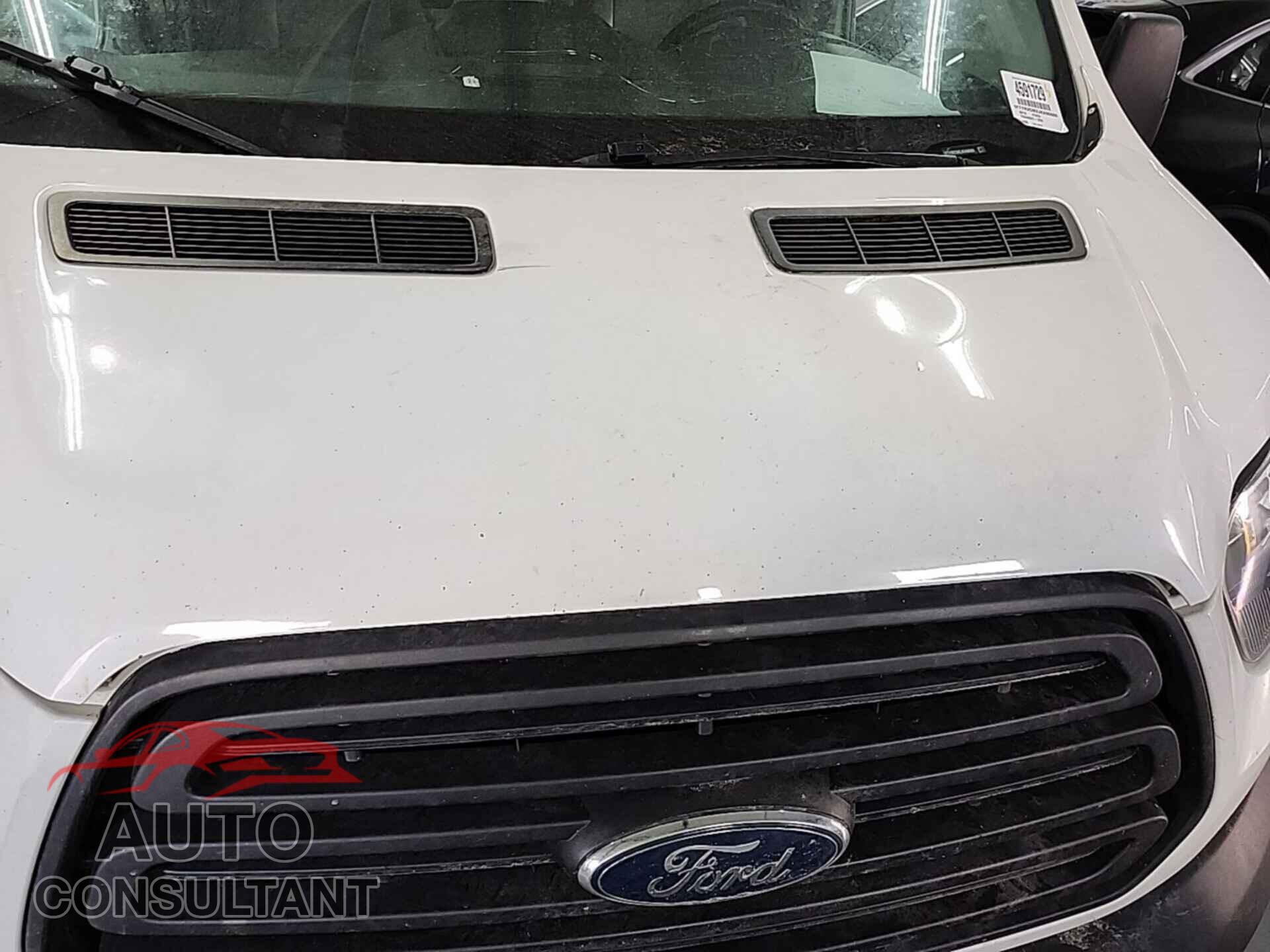 FORD TRANSIT 2018 - 1FTYR2CM2JKA96609
