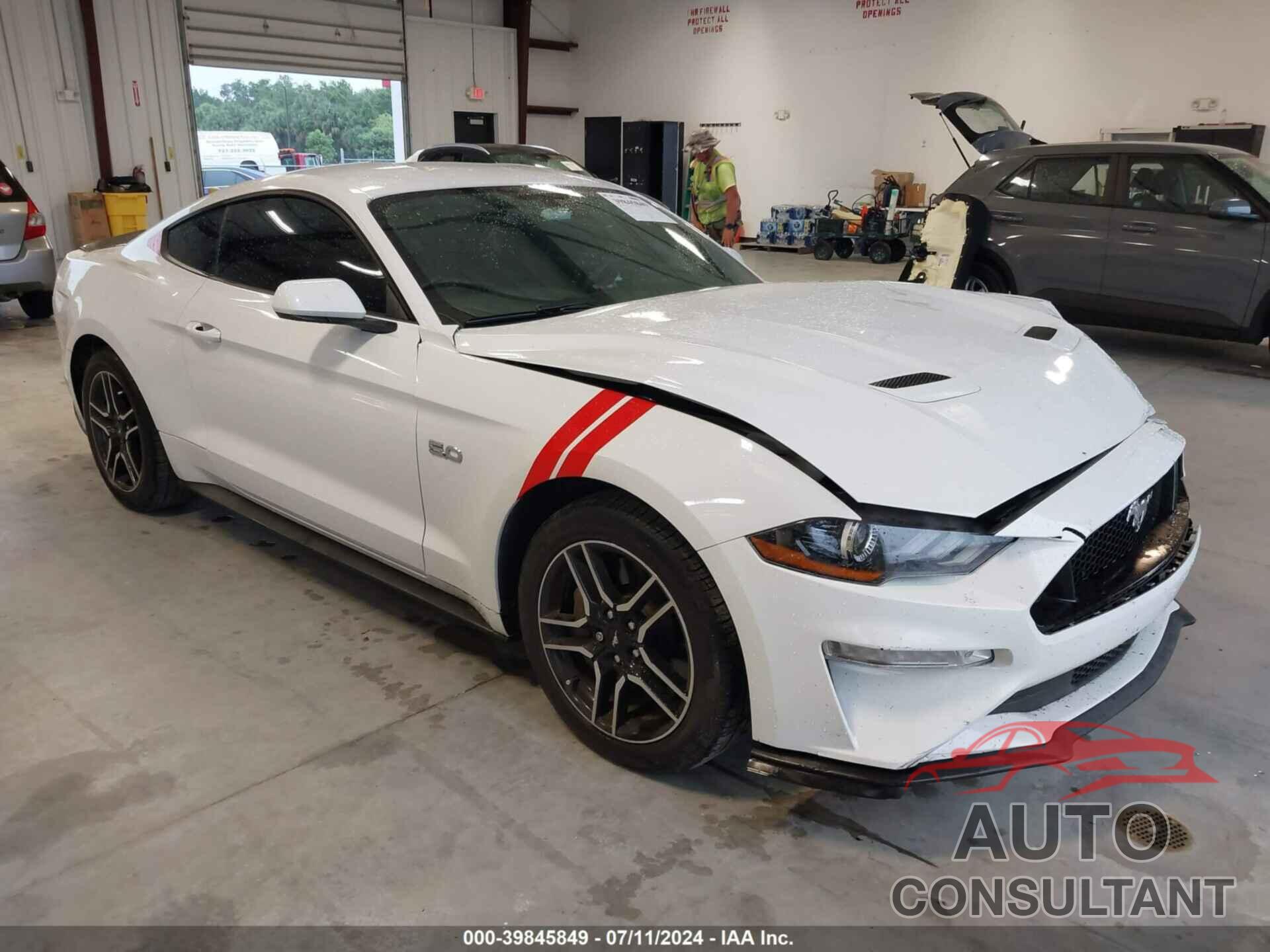 FORD MUSTANG 2019 - 1FA6P8CF0K5200358