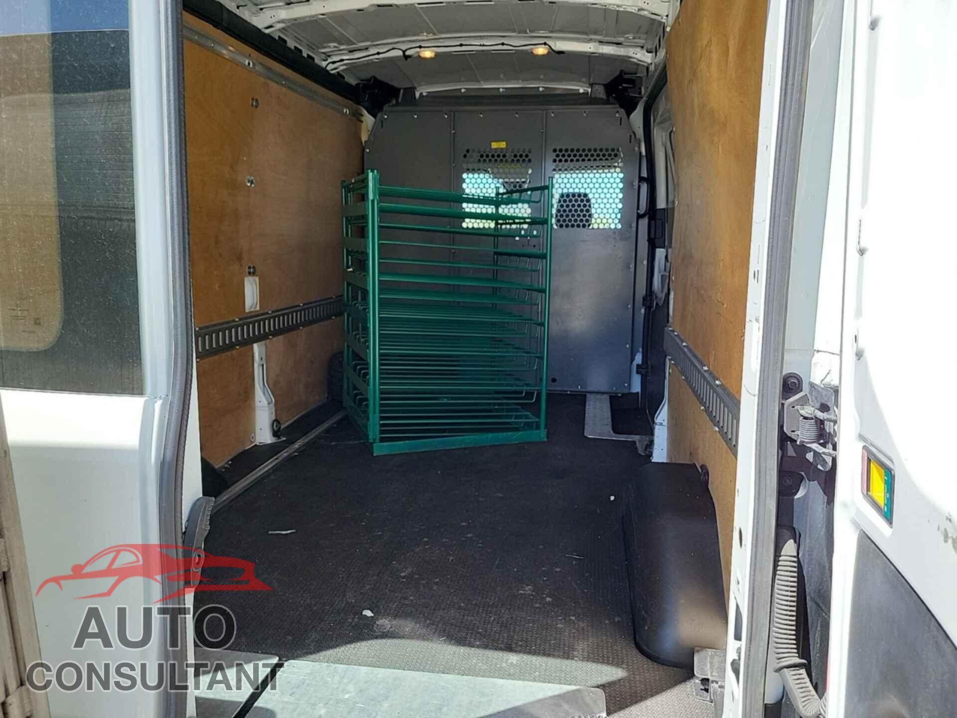 FORD TRANSIT 2016 - 1FTYR2CG5GKB27404
