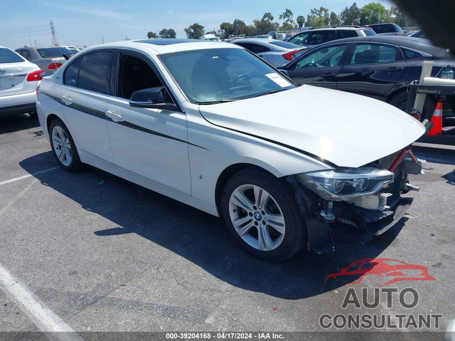 BMW 330E 2018 - WBA8E1C55JA756823