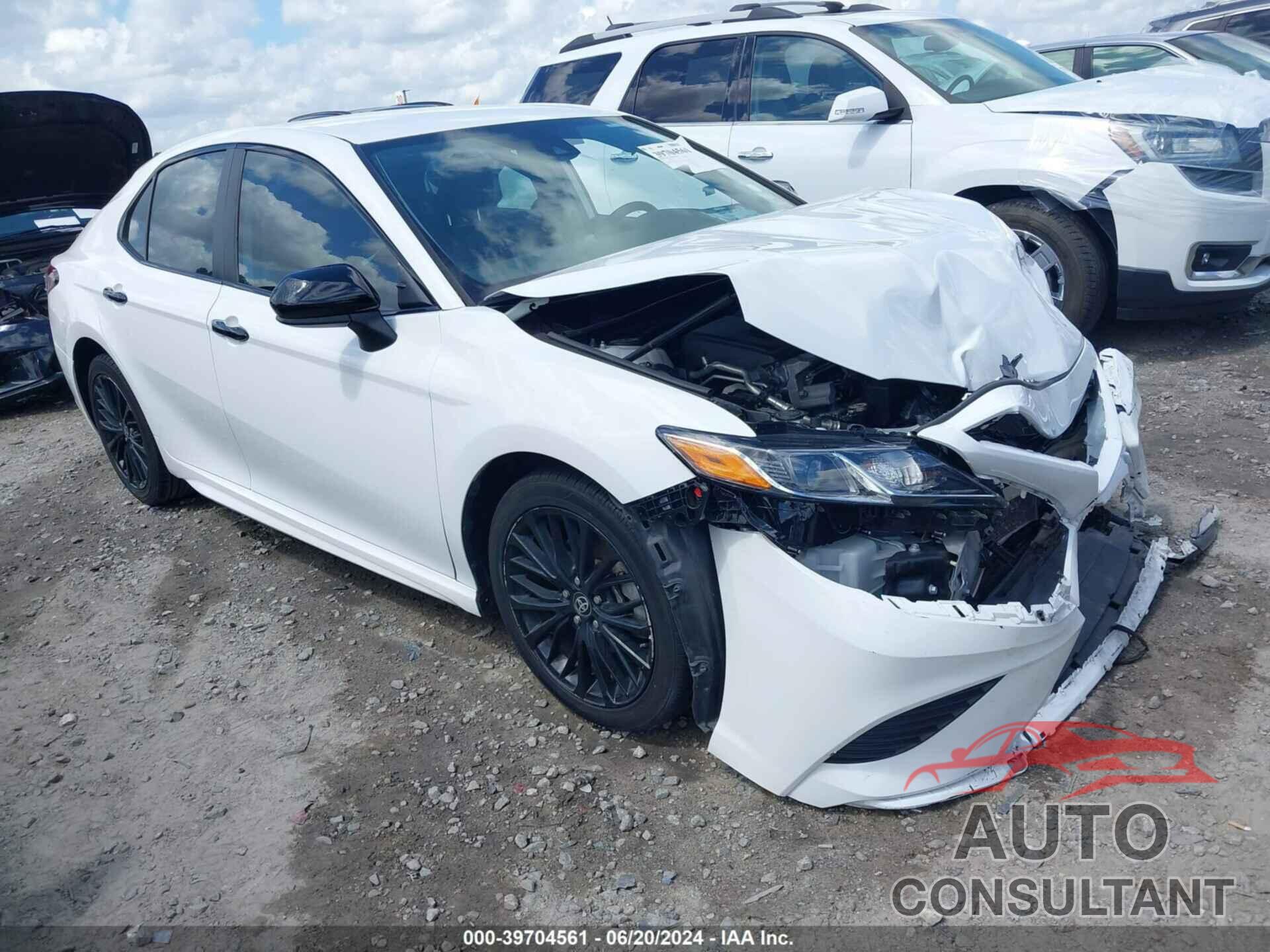 TOYOTA CAMRY 2020 - 4T1G11AK3LU398332