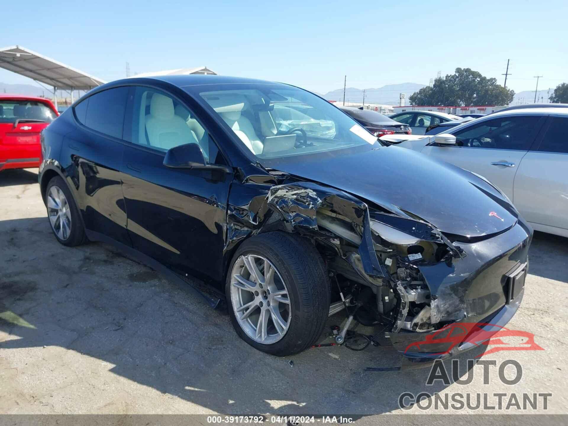 TESLA MODEL Y 2023 - 7SAYGDEE8PF622015