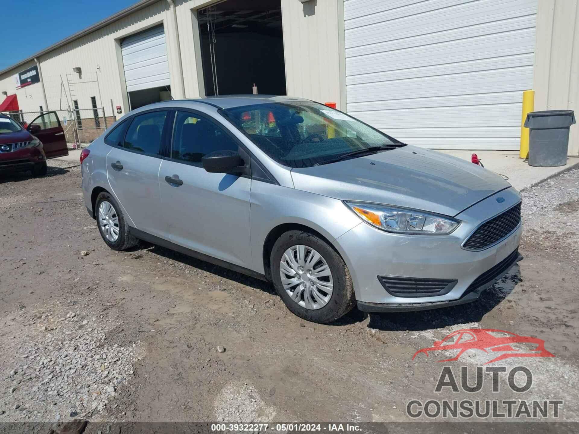 FORD FOCUS 2018 - 1FADP3E2XJL242793