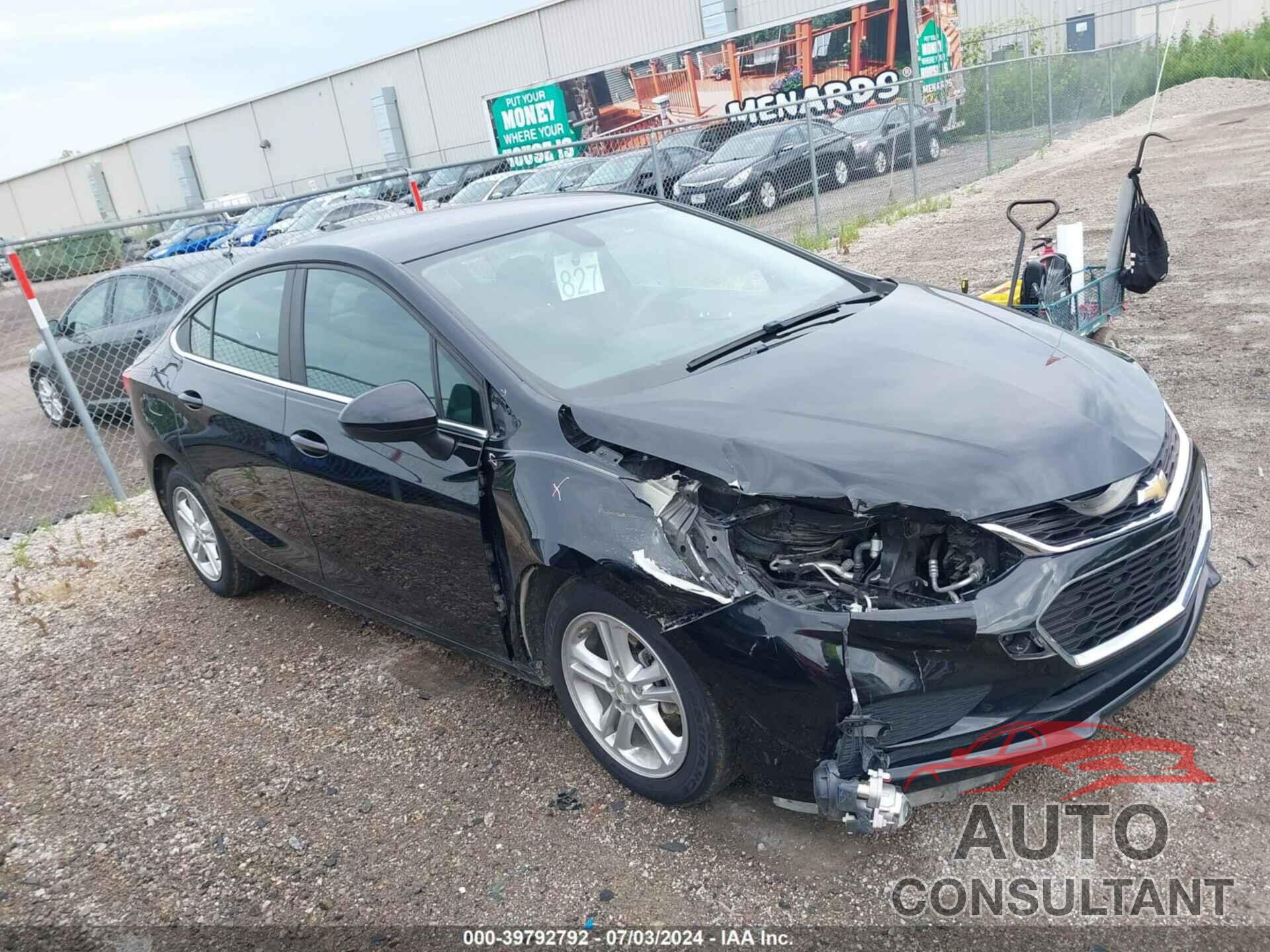 CHEVROLET CRUZE 2018 - 1G1BE5SM2J7210737