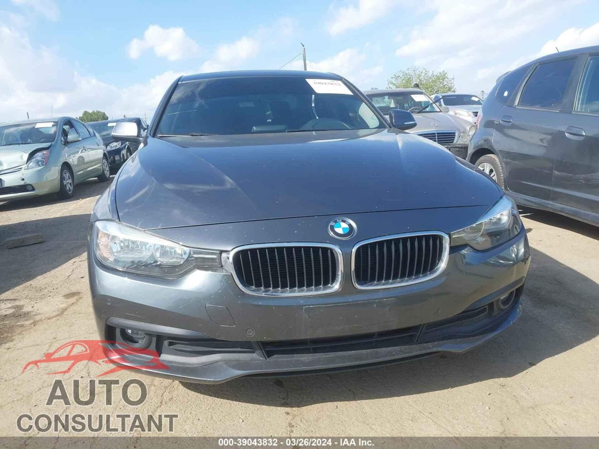 BMW 320I 2016 - WBA8E1G59GNU11662