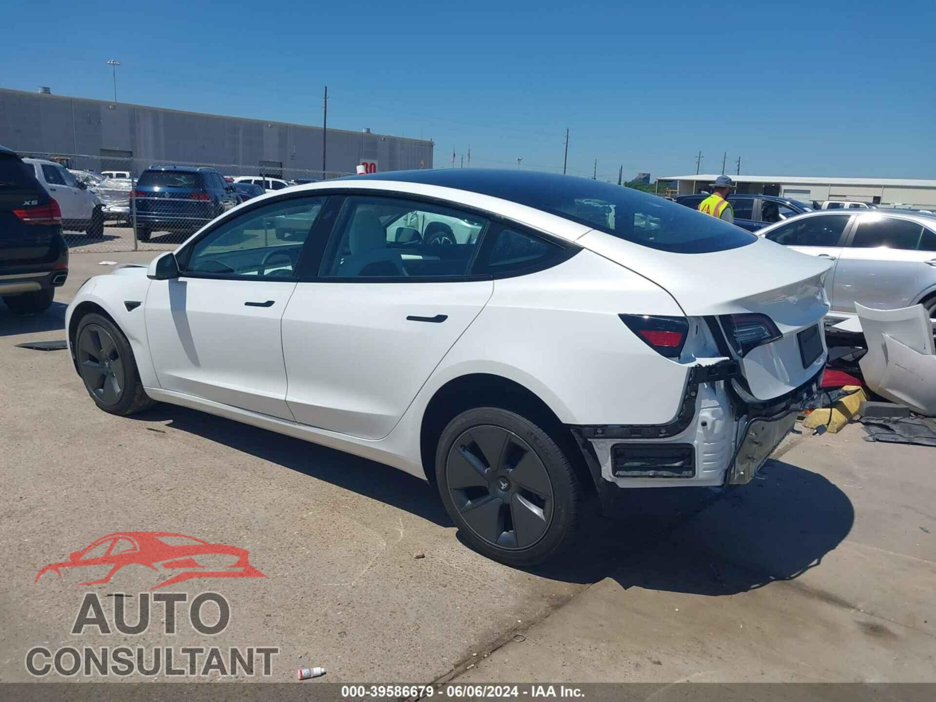 TESLA MODEL 3 2023 - 5YJ3E1EA5PF424405