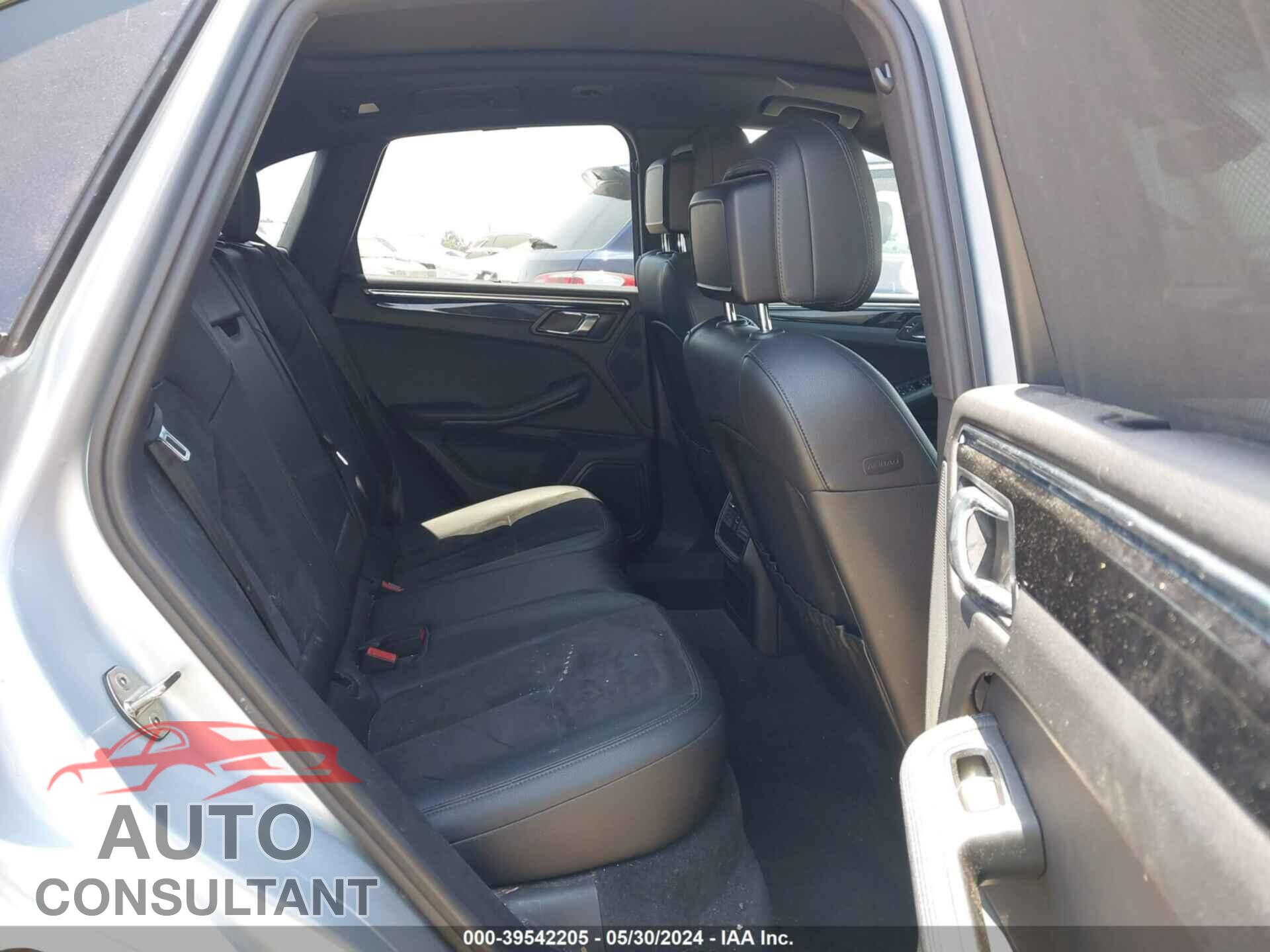 PORSCHE MACAN 2016 - WP1AB2A57GLB42955