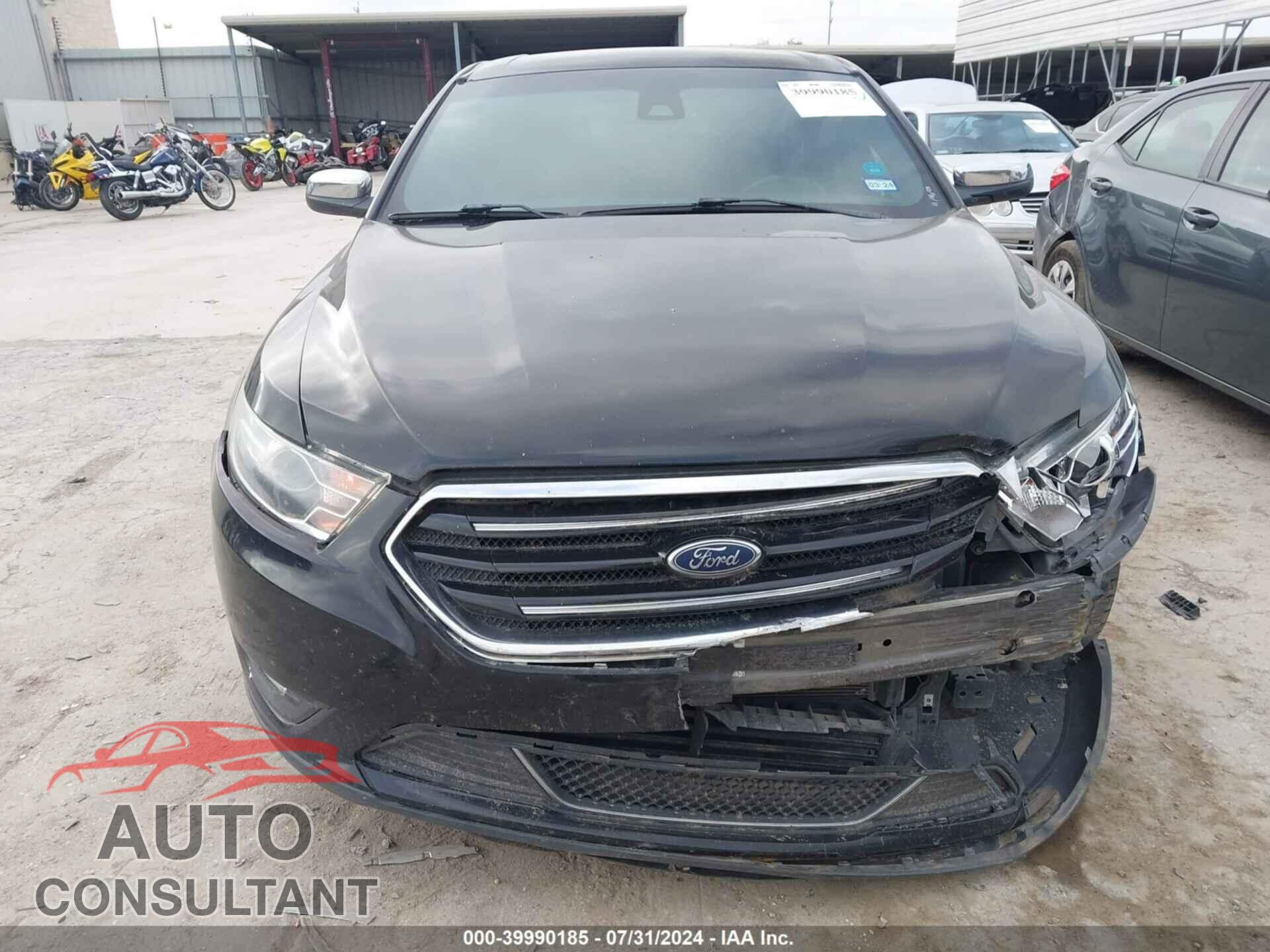 FORD TAURUS 2017 - 1FAHP2F86HG108347