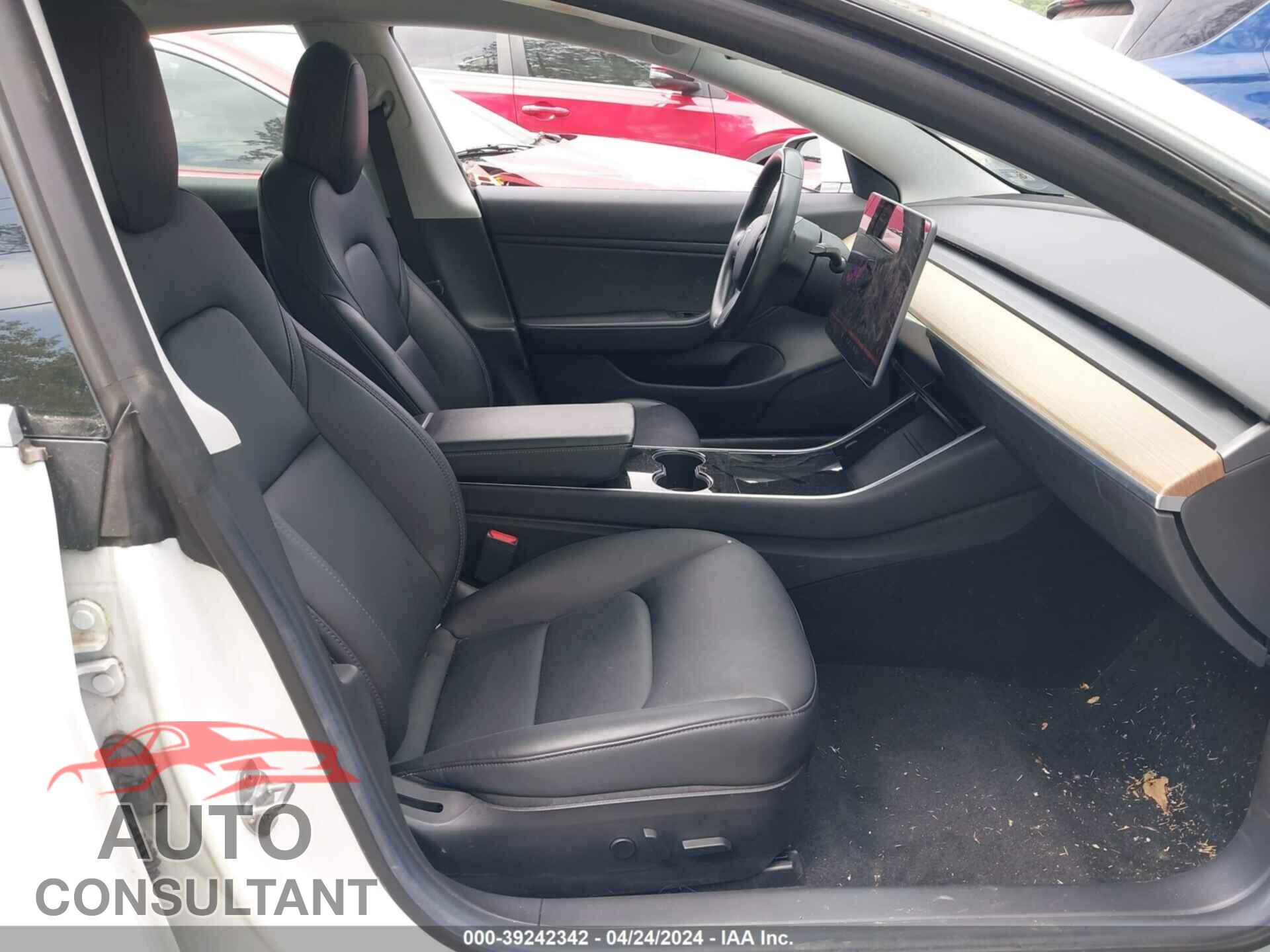 TESLA MODEL 3 2019 - 5YJ3E1EA7KF412104