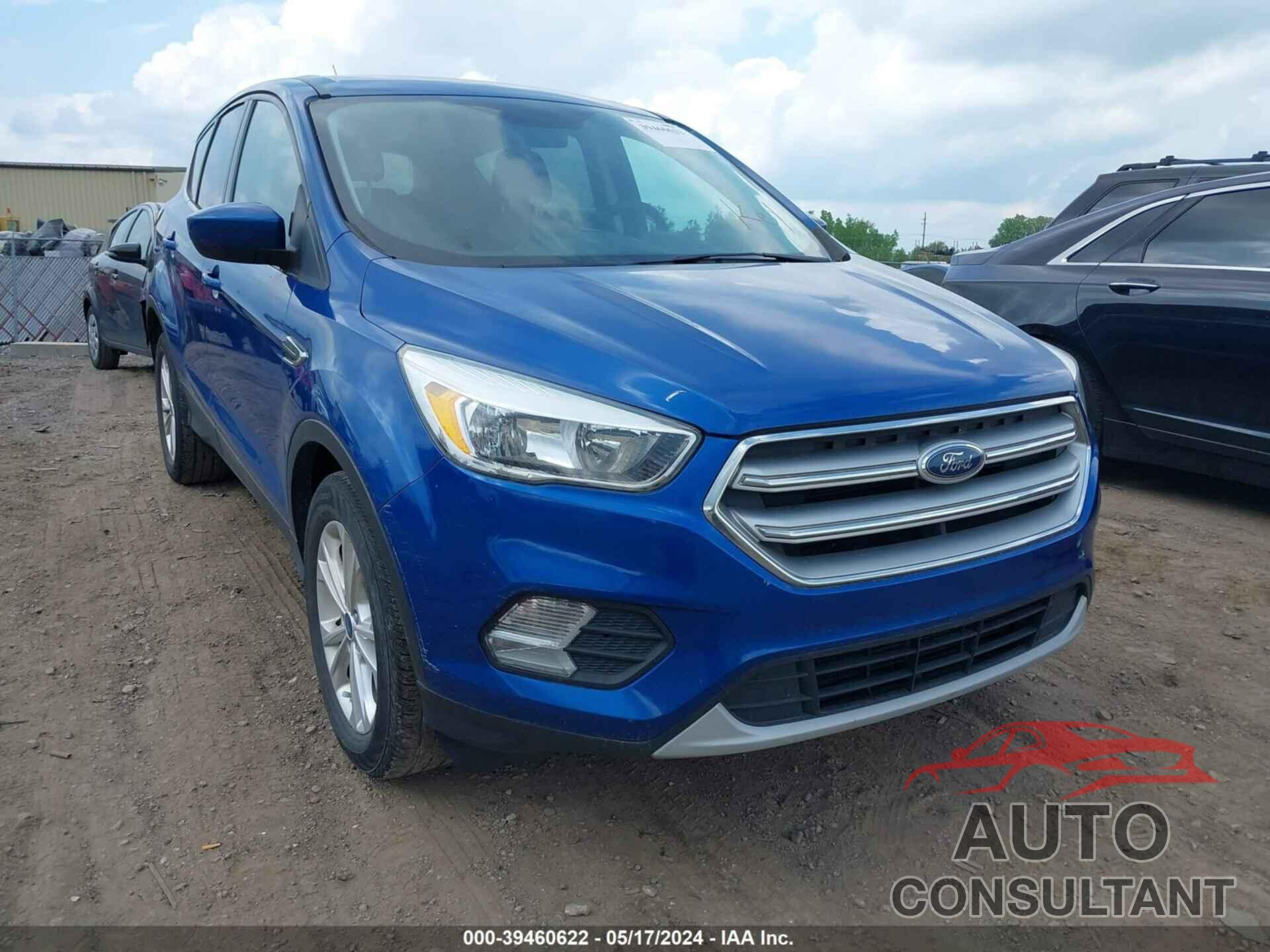 FORD ESCAPE 2017 - 1FMCU0GD7HUE45703