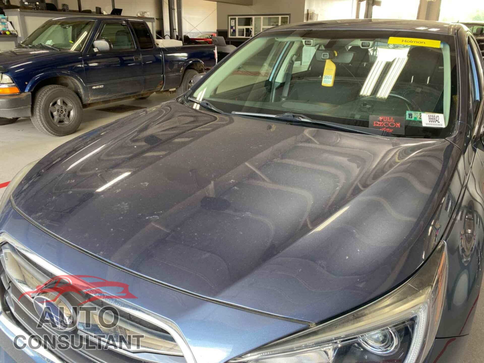 SUBARU LEGACY 2018 - 4S3BNAF65J3046483