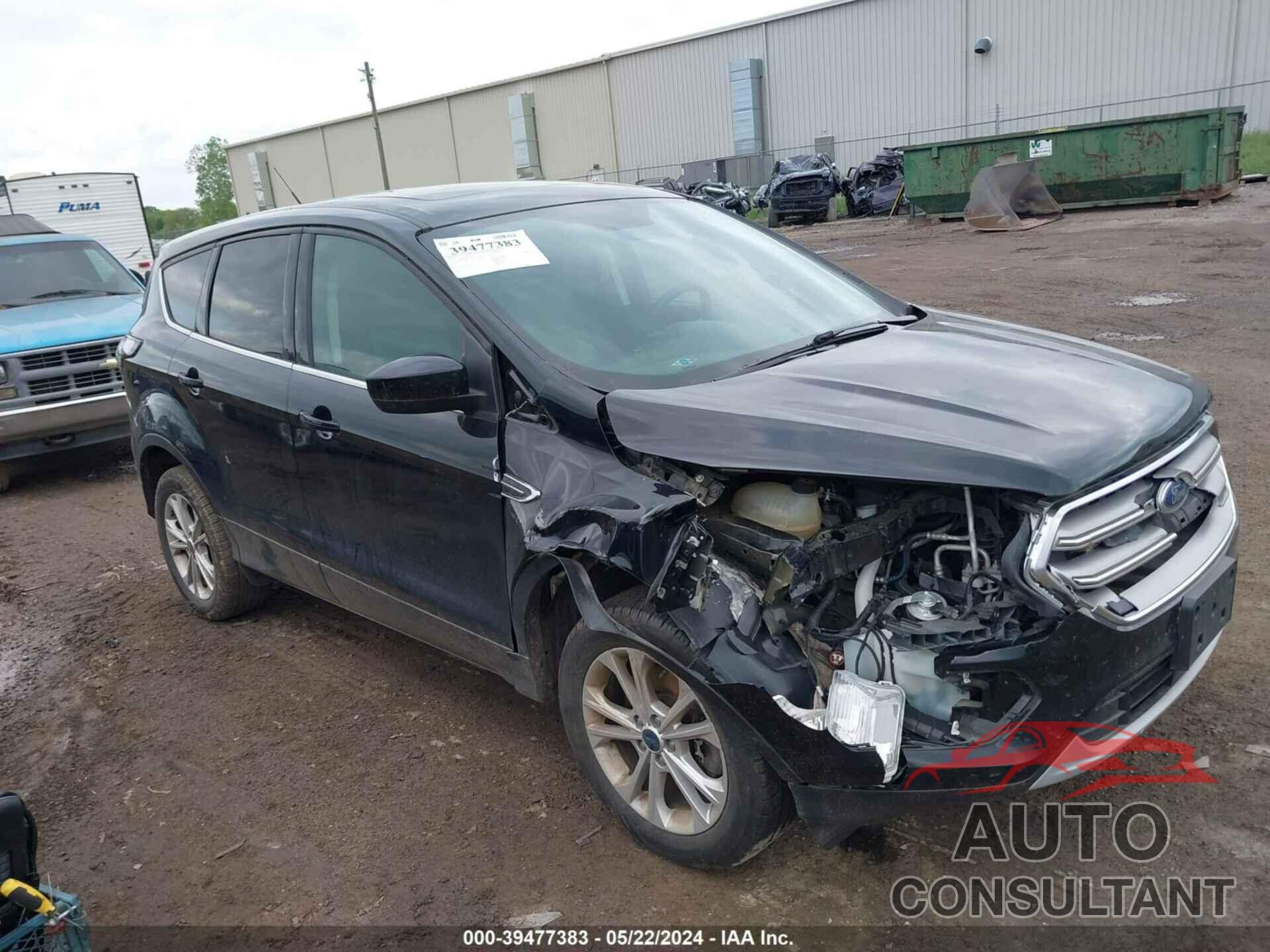 FORD ESCAPE 2017 - 1FMCU9G9XHUC03424