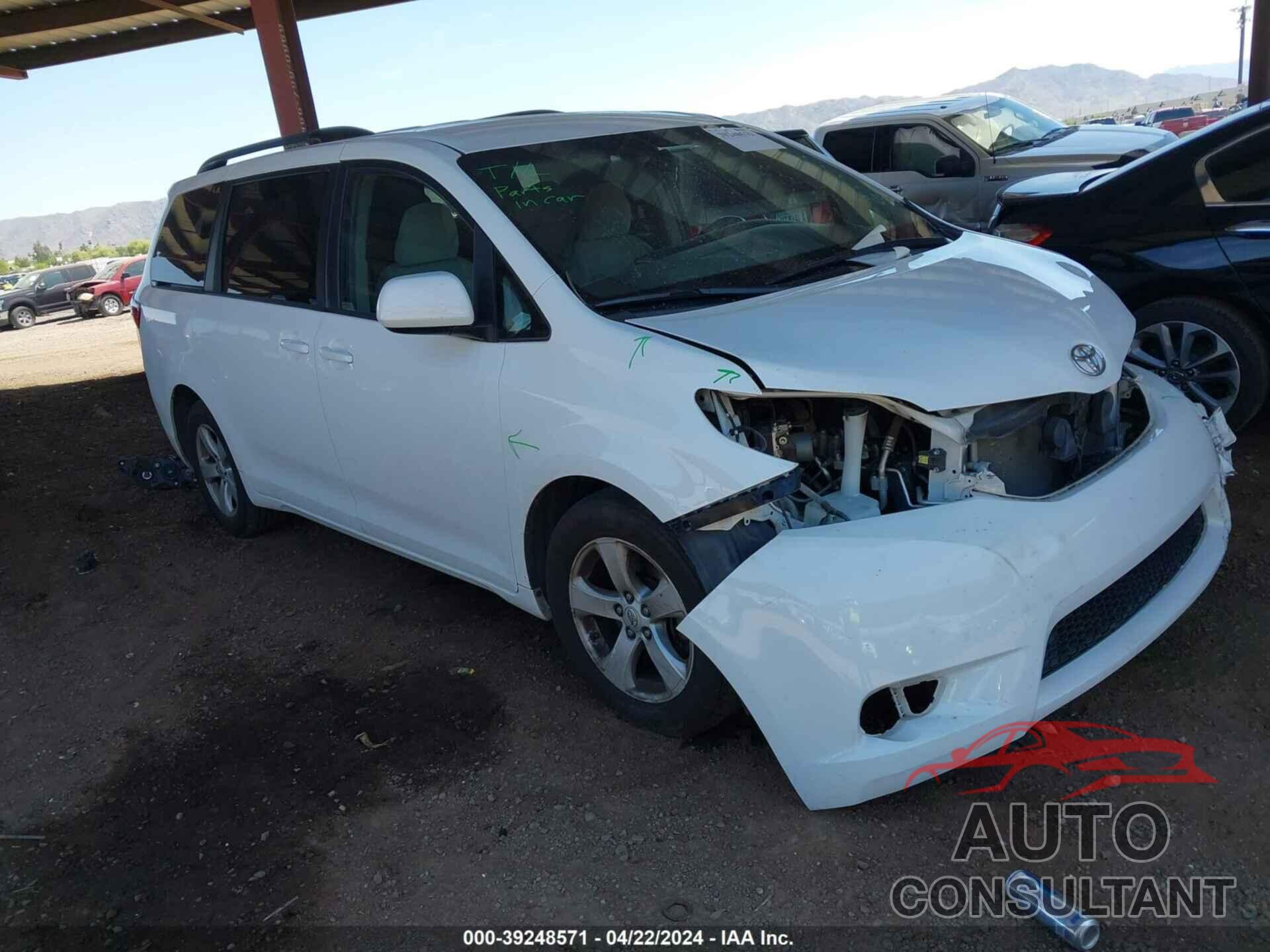 TOYOTA SIENNA 2017 - 5TDKZ3DC7HS830164