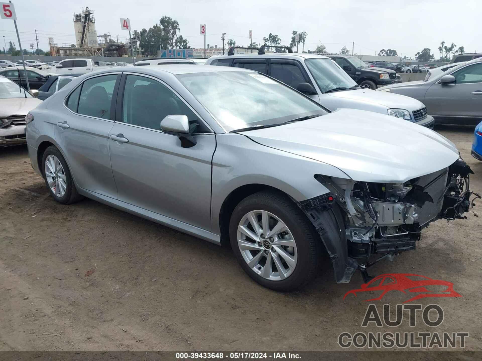 TOYOTA CAMRY 2023 - 4T1C11AKXPU833609