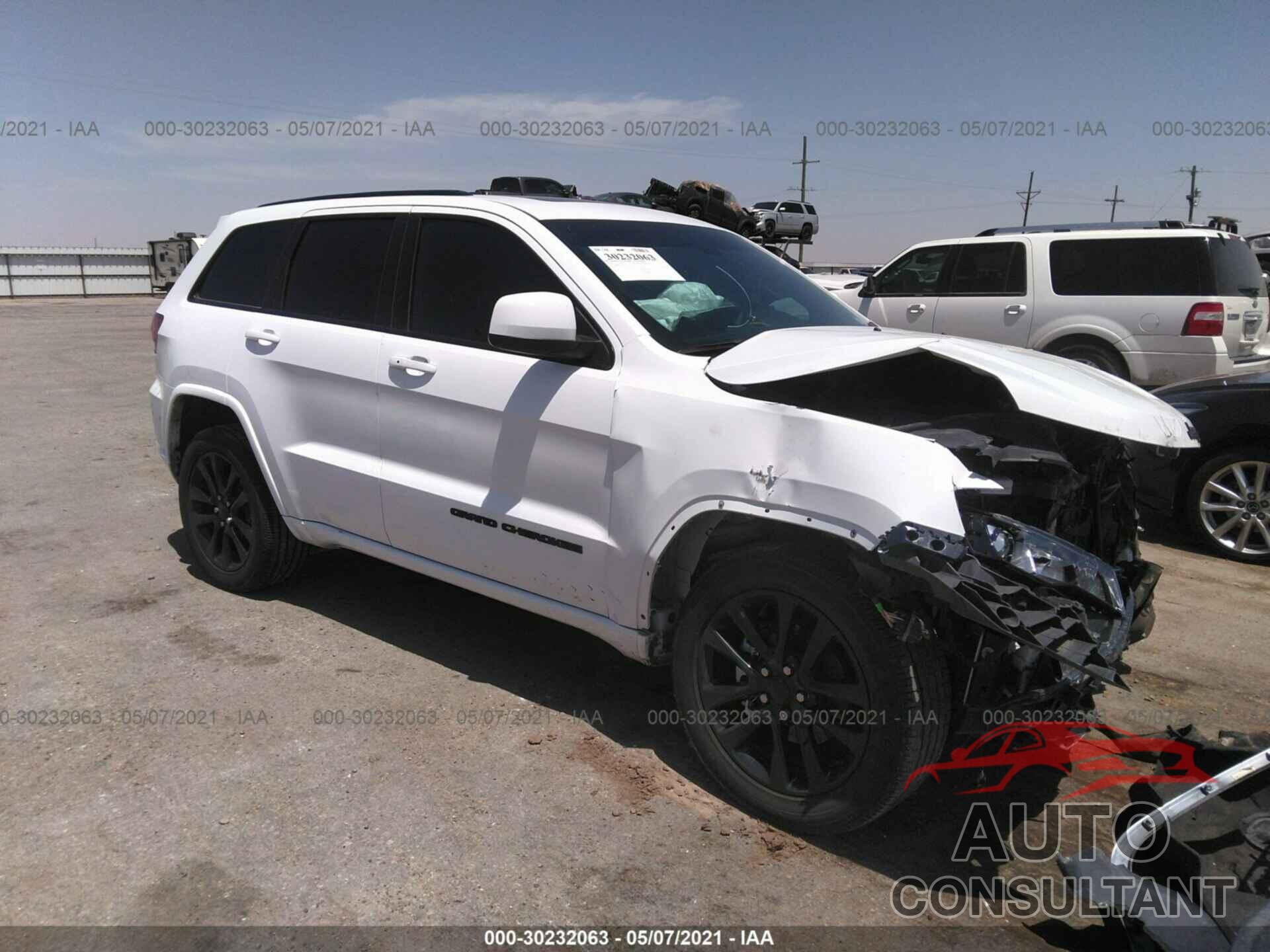 JEEP GRAND CHEROKEE 2018 - 1C4RJFAG3JC259021