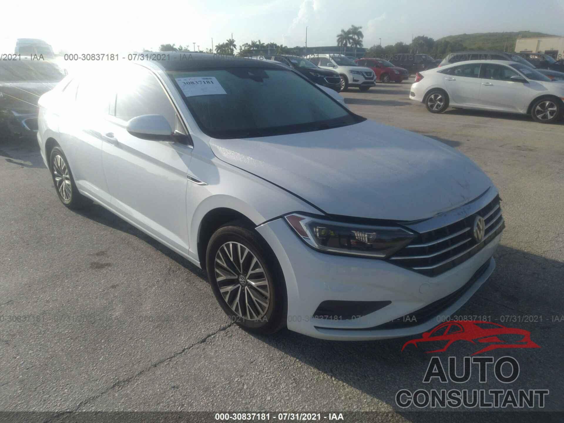 VOLKSWAGEN JETTA 2019 - 3VWE57BU2KM069107