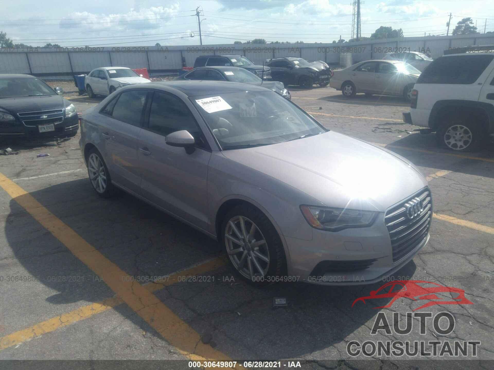 AUDI A3 2016 - WAUA7GFF2G1015881