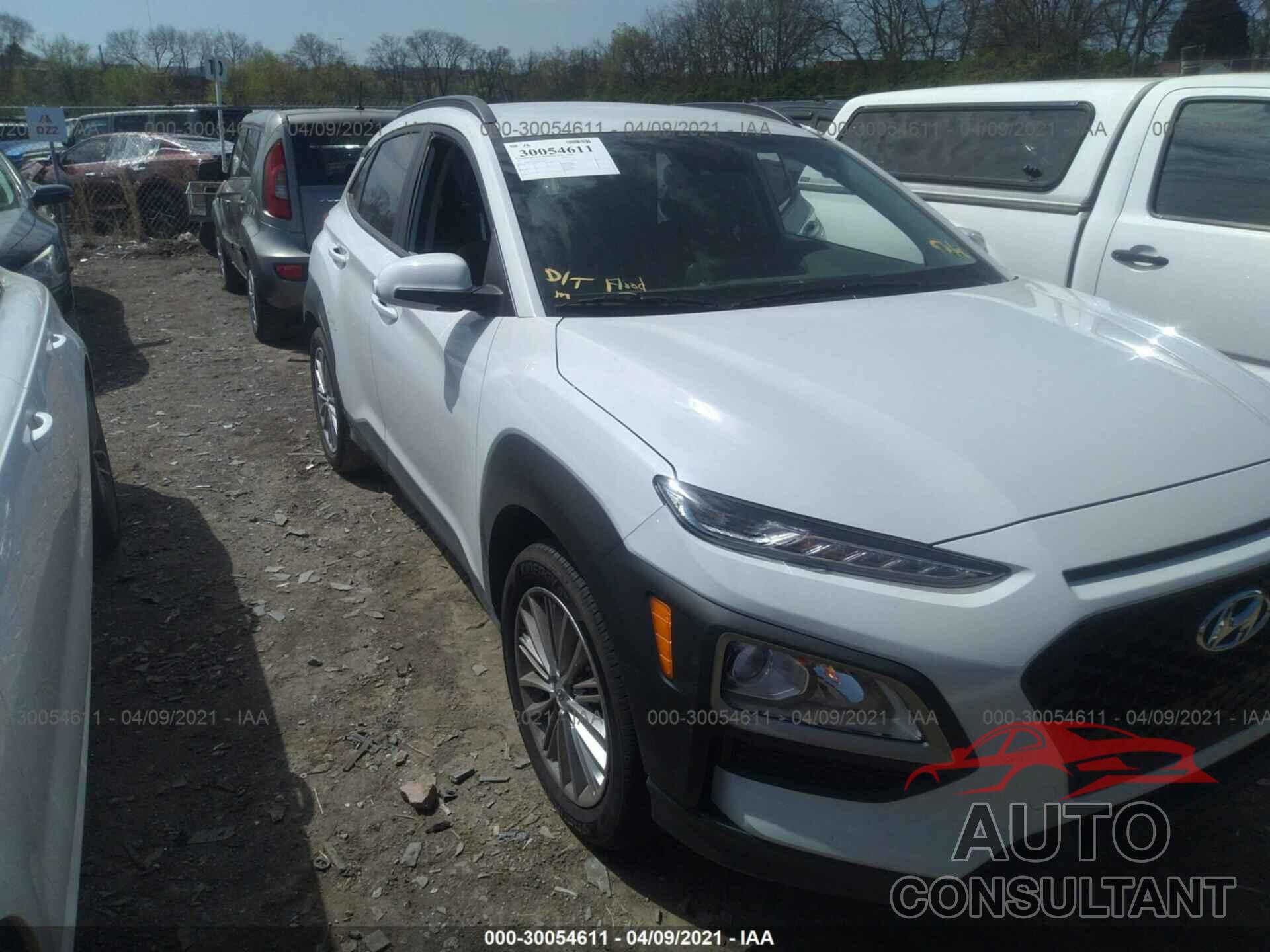 HYUNDAI KONA 2021 - KM8K22AA7MU649181