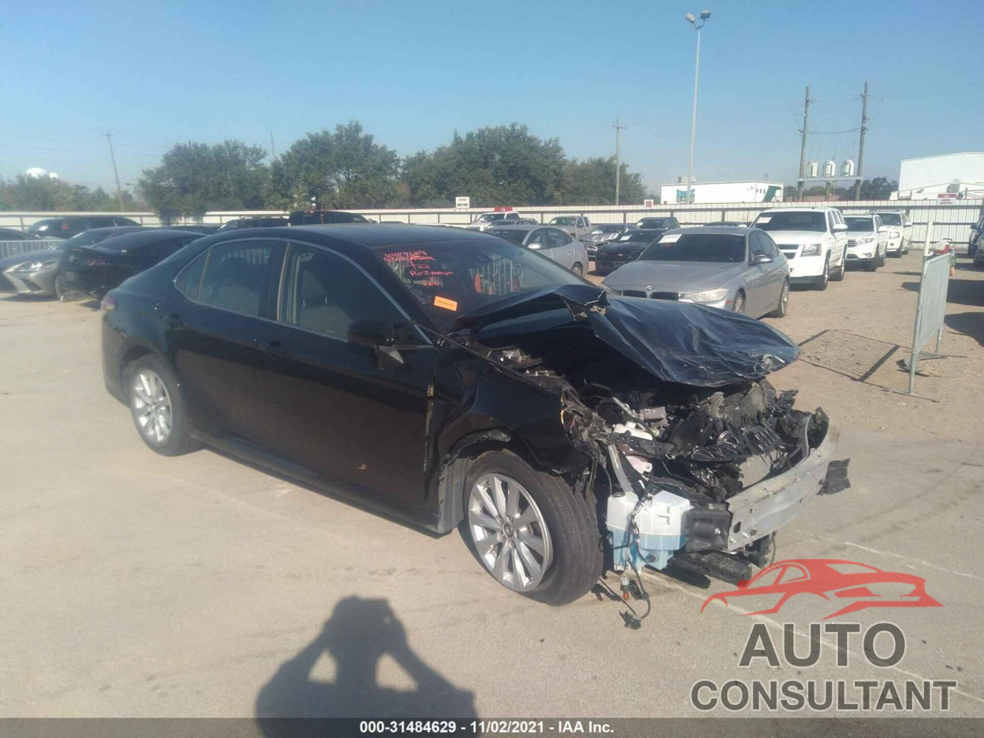 TOYOTA CAMRY 2018 - JTNB11HK2J3043879