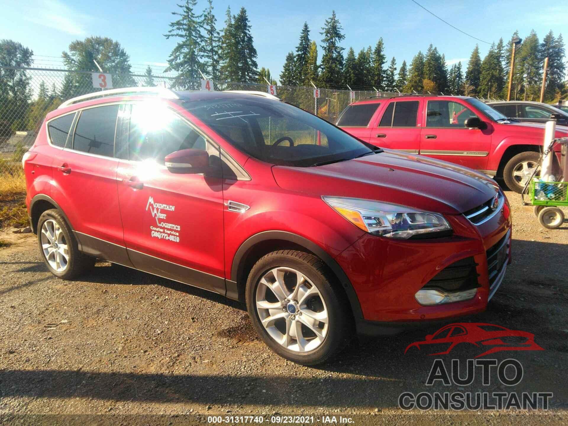 FORD ESCAPE 2016 - 1FMCU9J96GUA68630