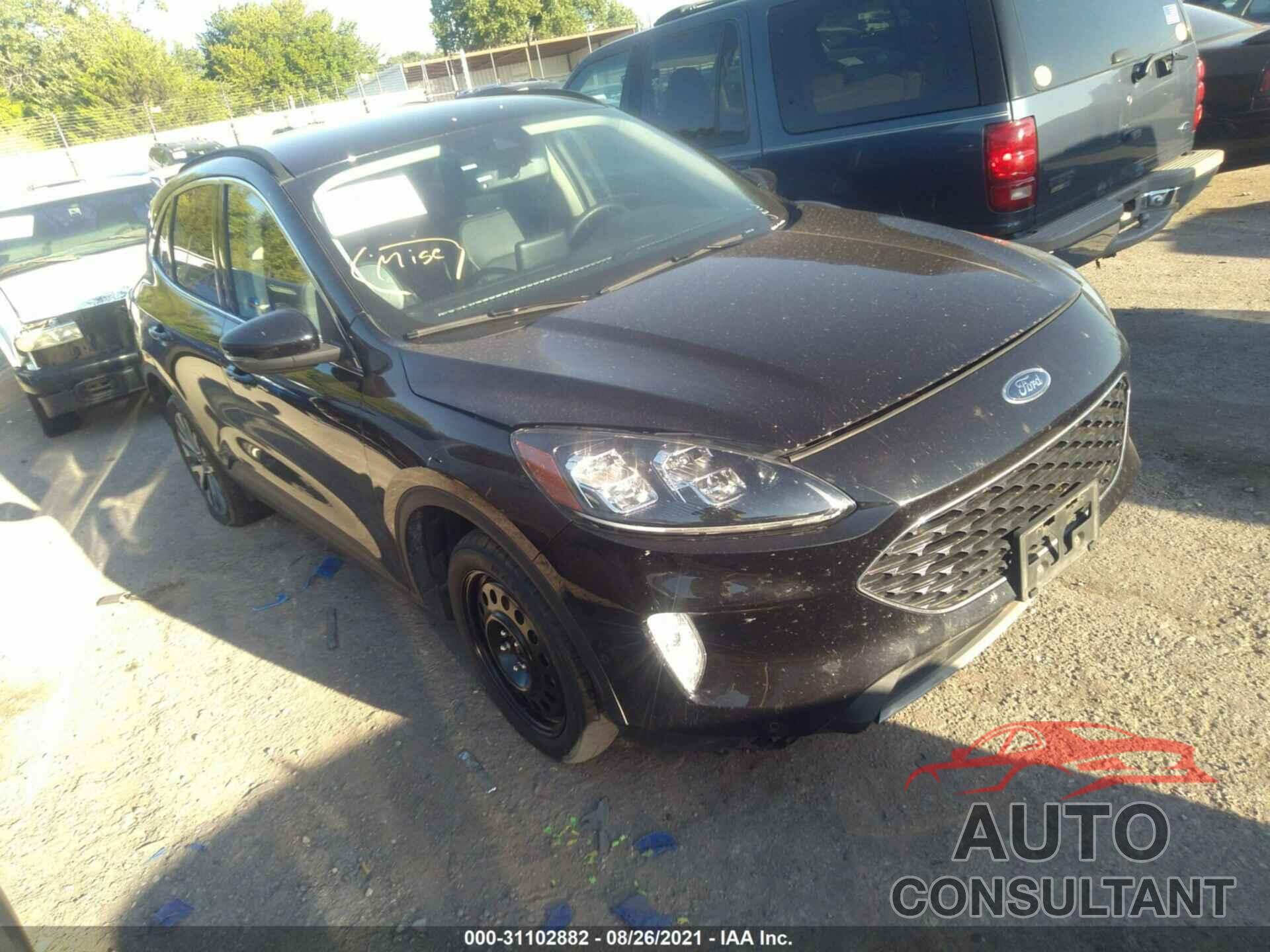 FORD ESCAPE 2020 - 1FMCU9J92LUB15985
